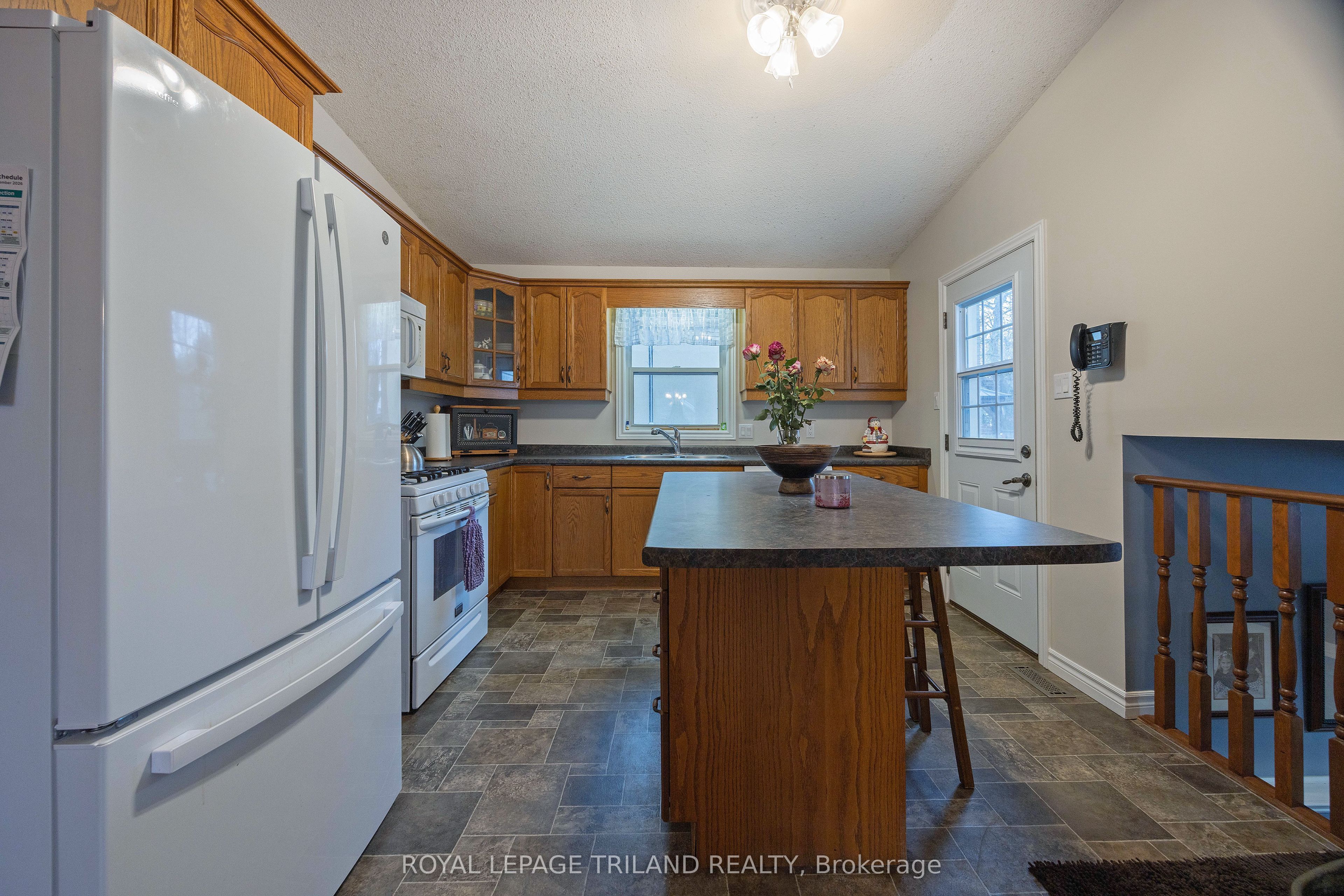 94 Queen Street Property Photo 11