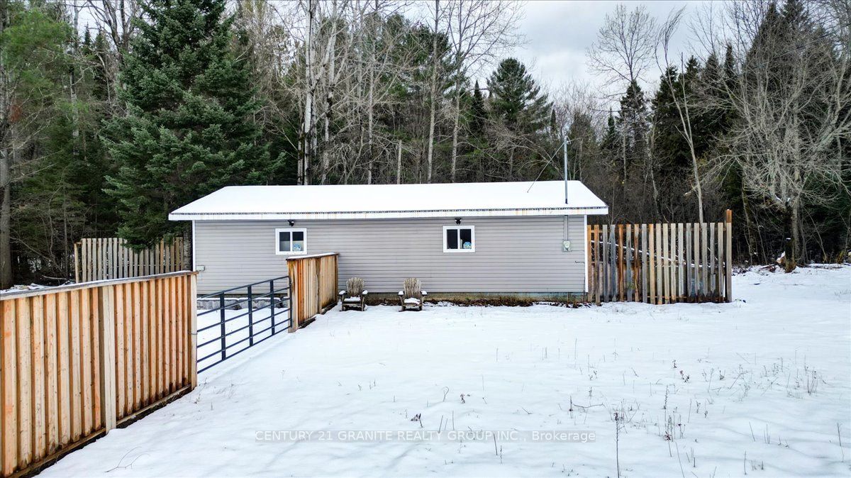 1725 Loop Road Property Photo 10