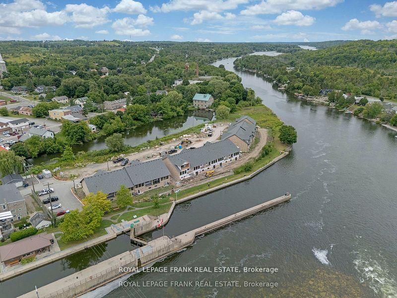 9 Pond Street Property Photo 9