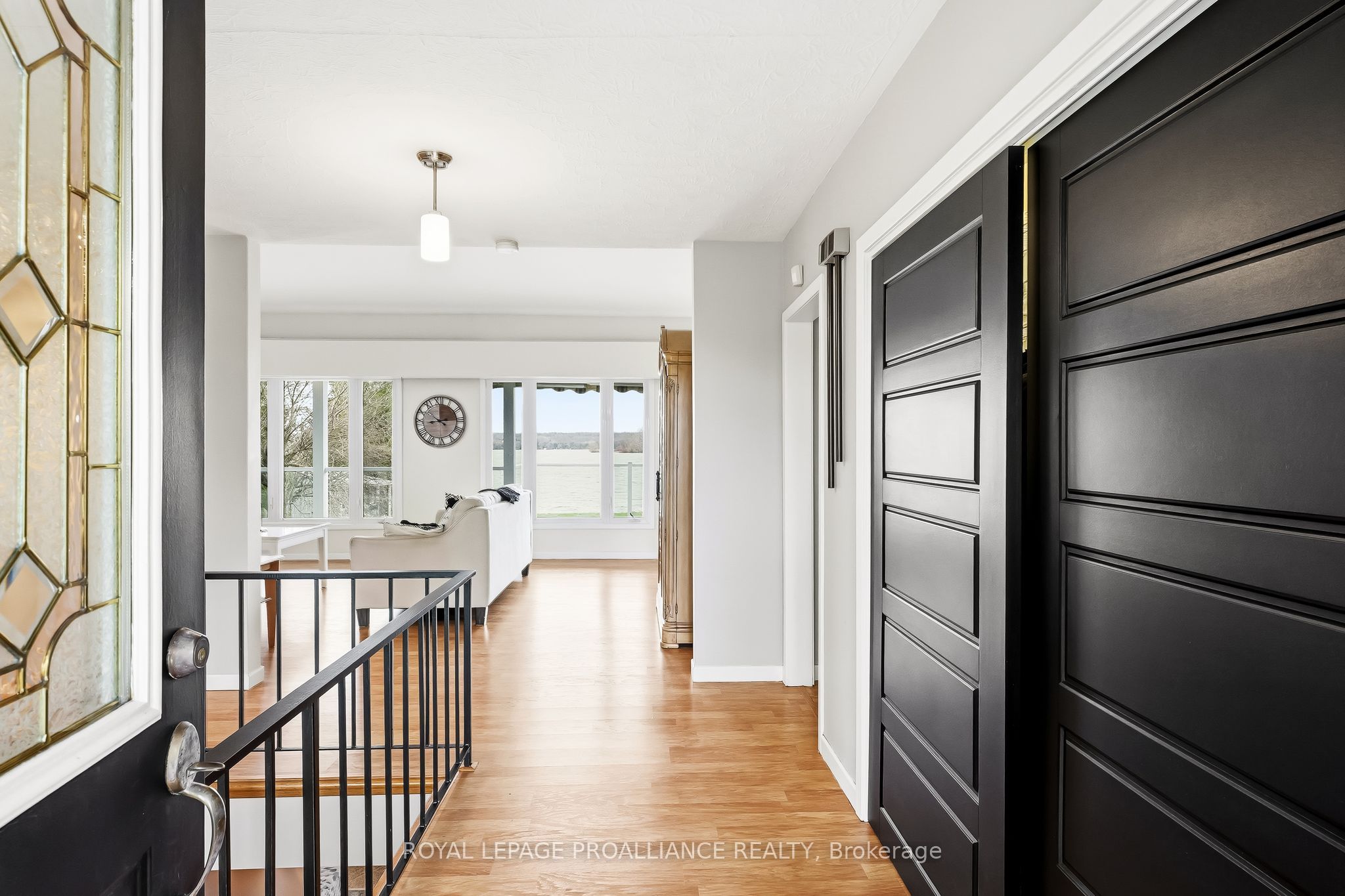9 Dorthy Drive Property Photo 6