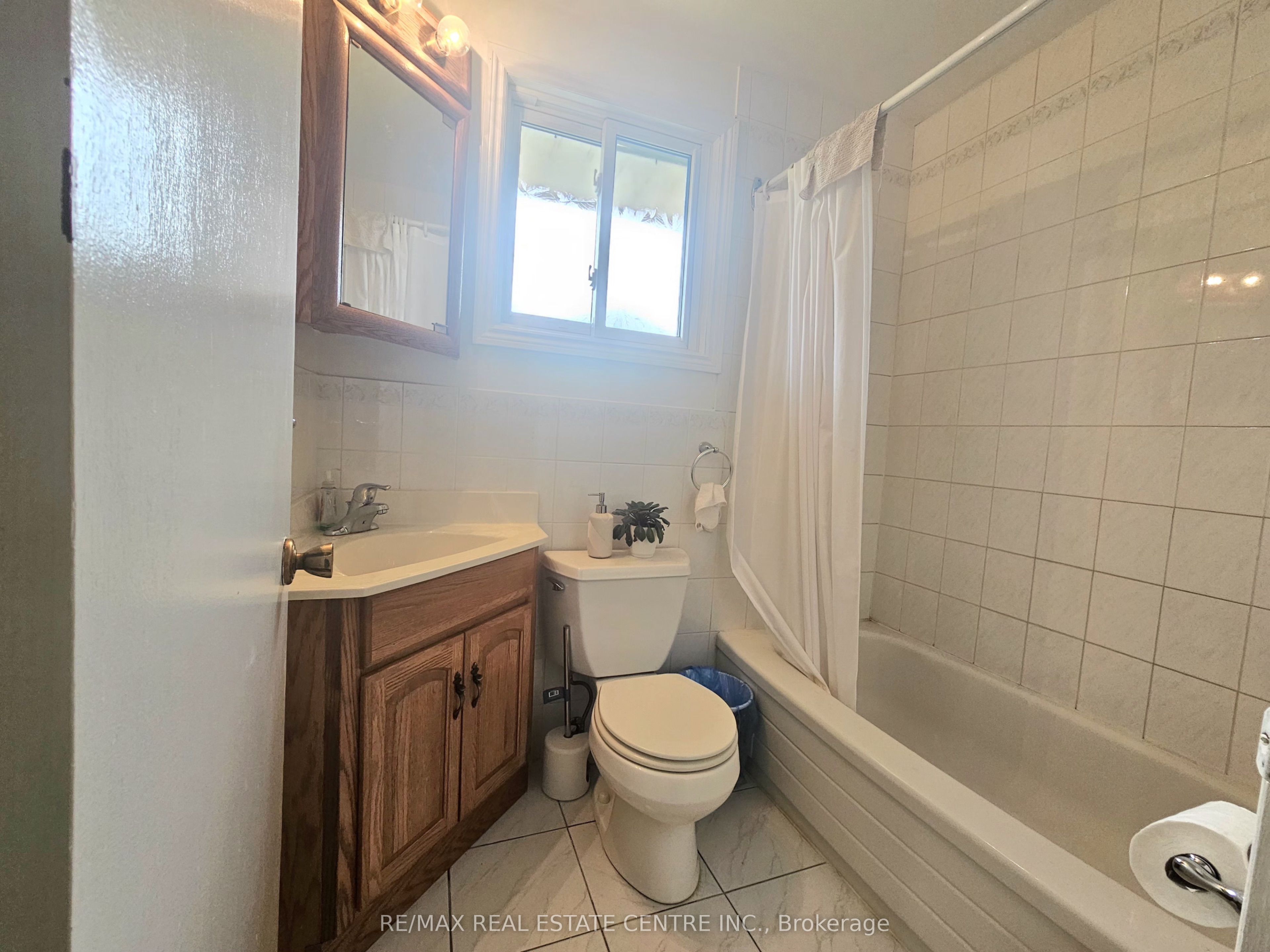 161 Berkindale Drive 6 Property Photo 9