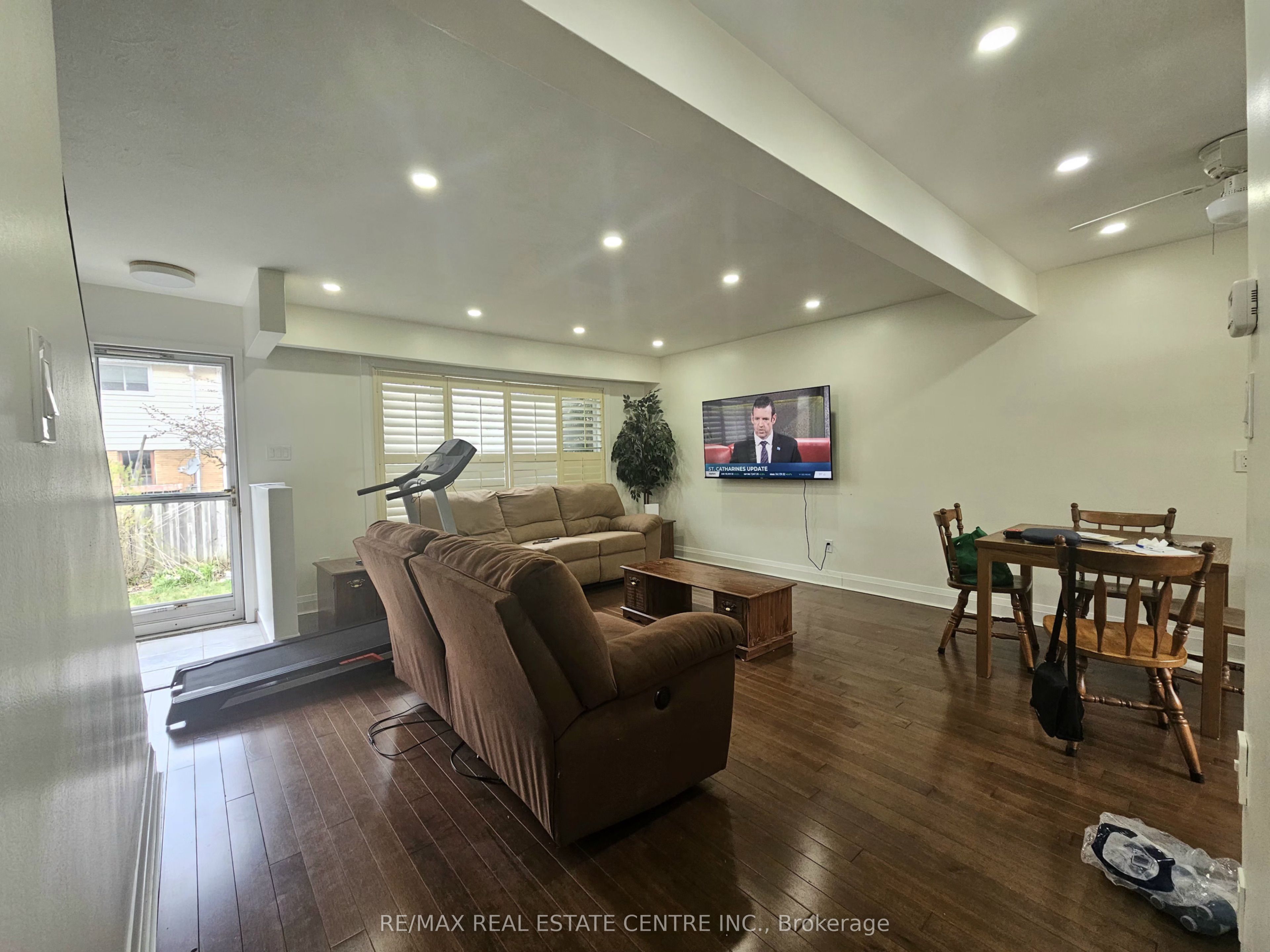 161 Berkindale Drive 6 Property Photo 17