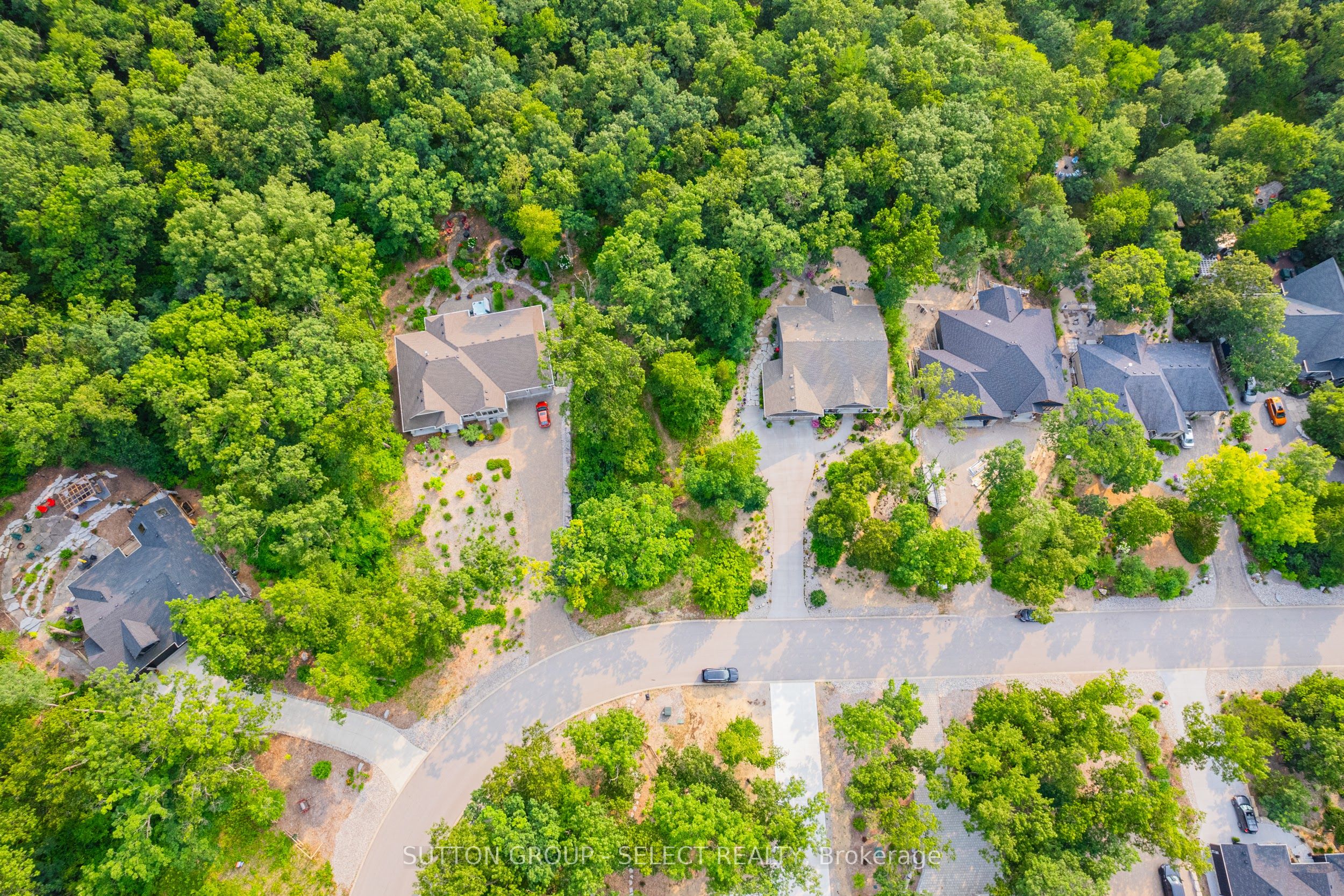10142 Pinery Bluffs Road Property Photo 18