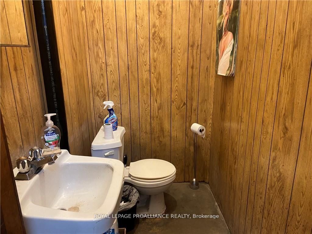 2407 County Road 46 Road Property Photo 8