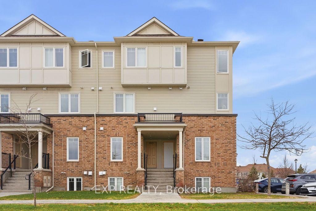 2621 Longfields Drive 32 Property Photo 1