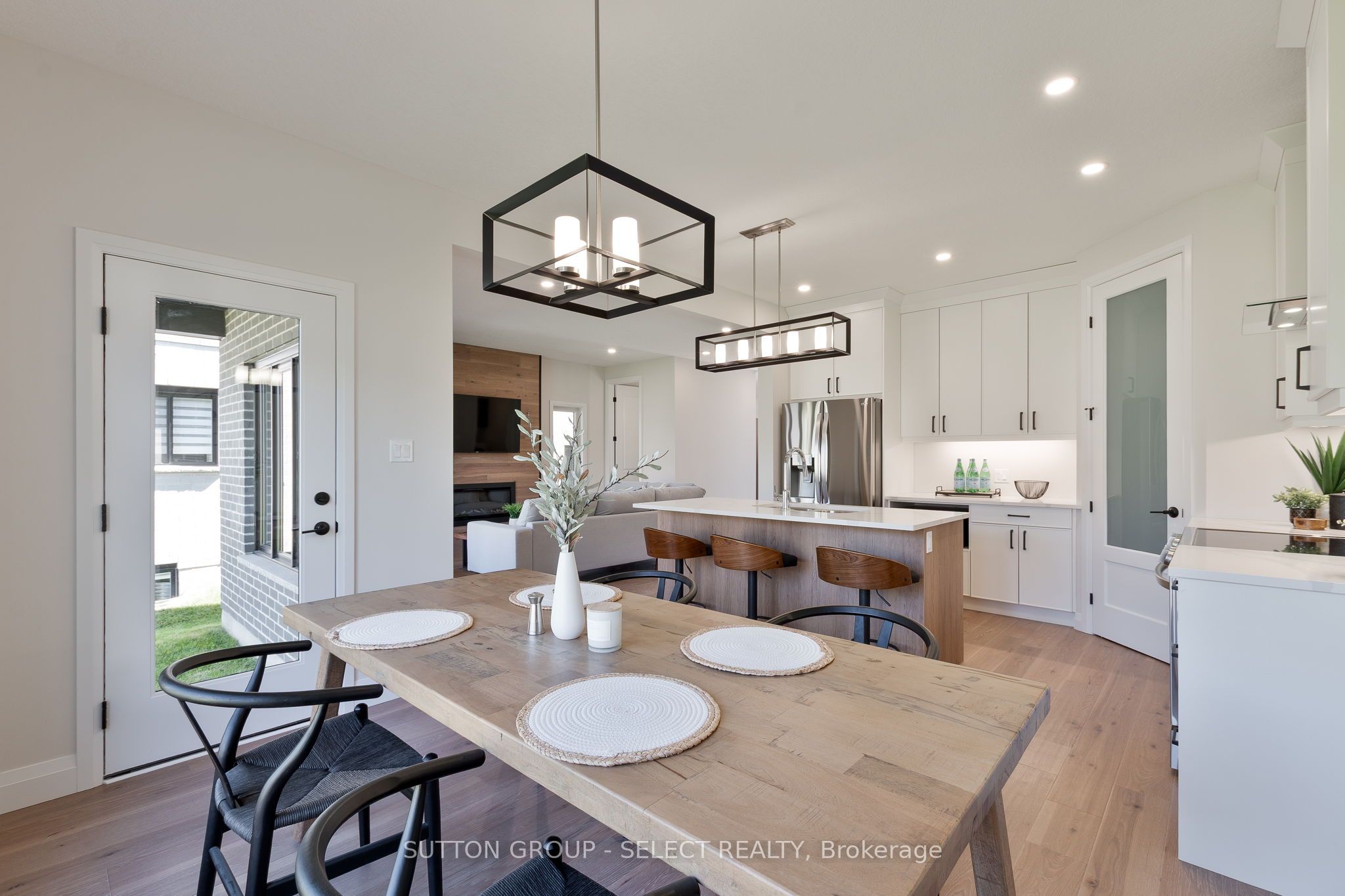 6366 Heathwoods Avenue Property Photo 15