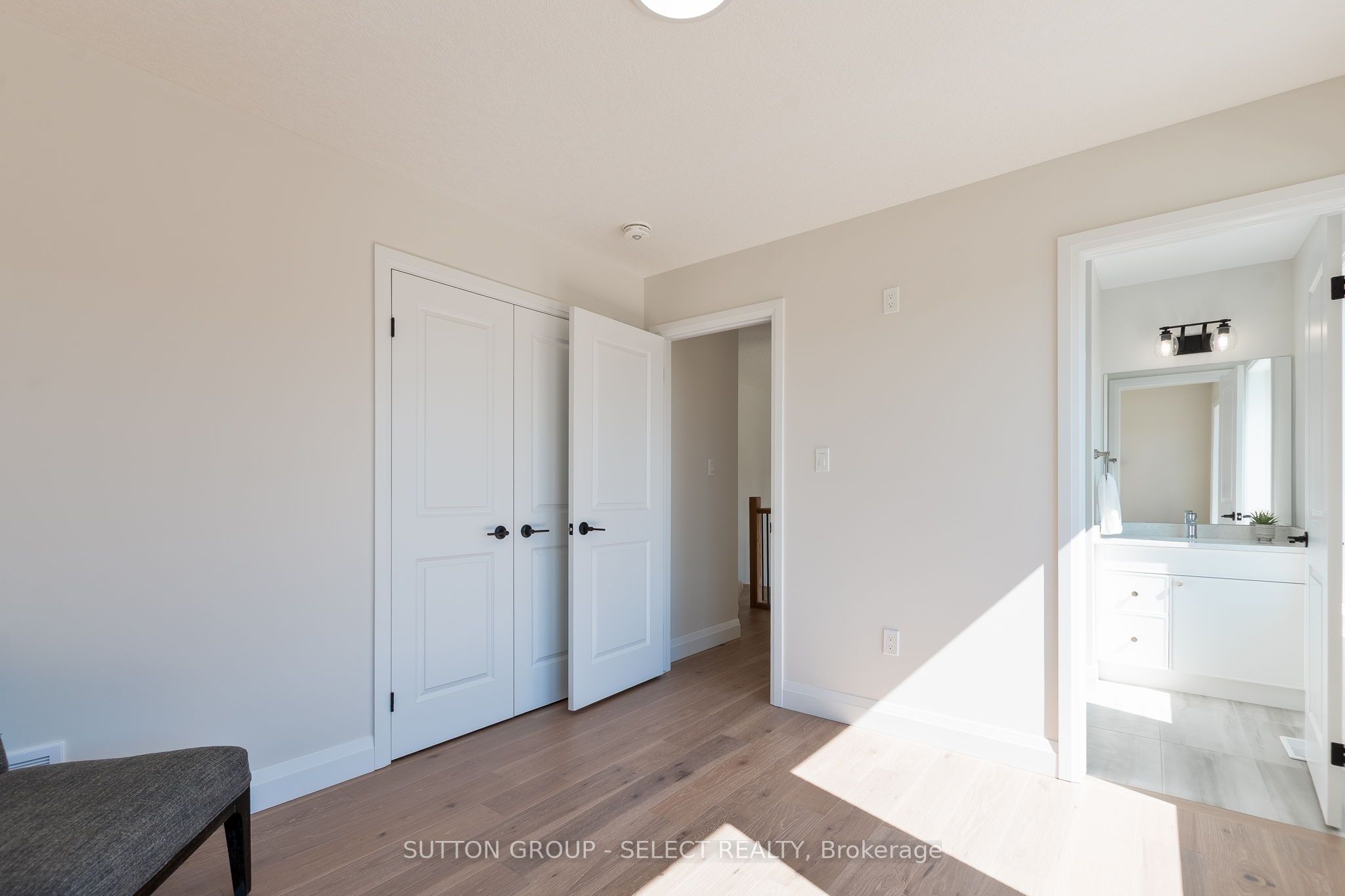 6366 Heathwoods Avenue Property Photo 28