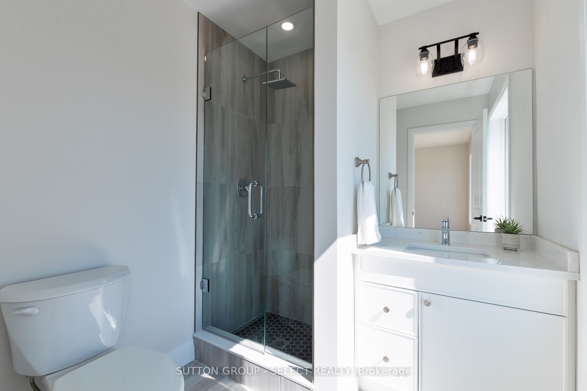 6366 Heathwoods Avenue Property Photo 29