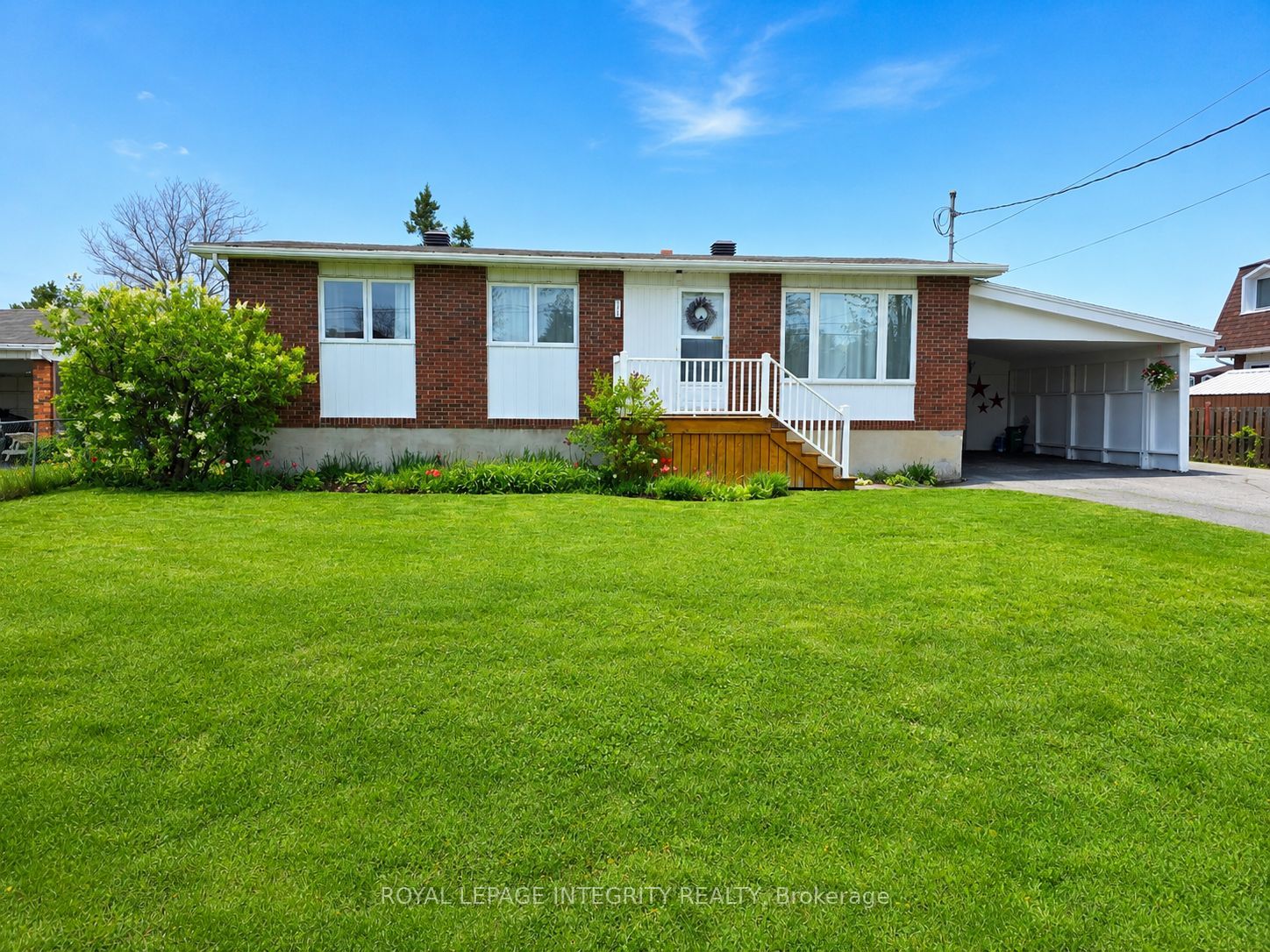 3264 Johnston Avenue Property Photo 1