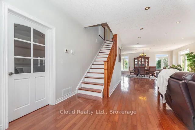 346195 15th Side Road Property Photo 20
