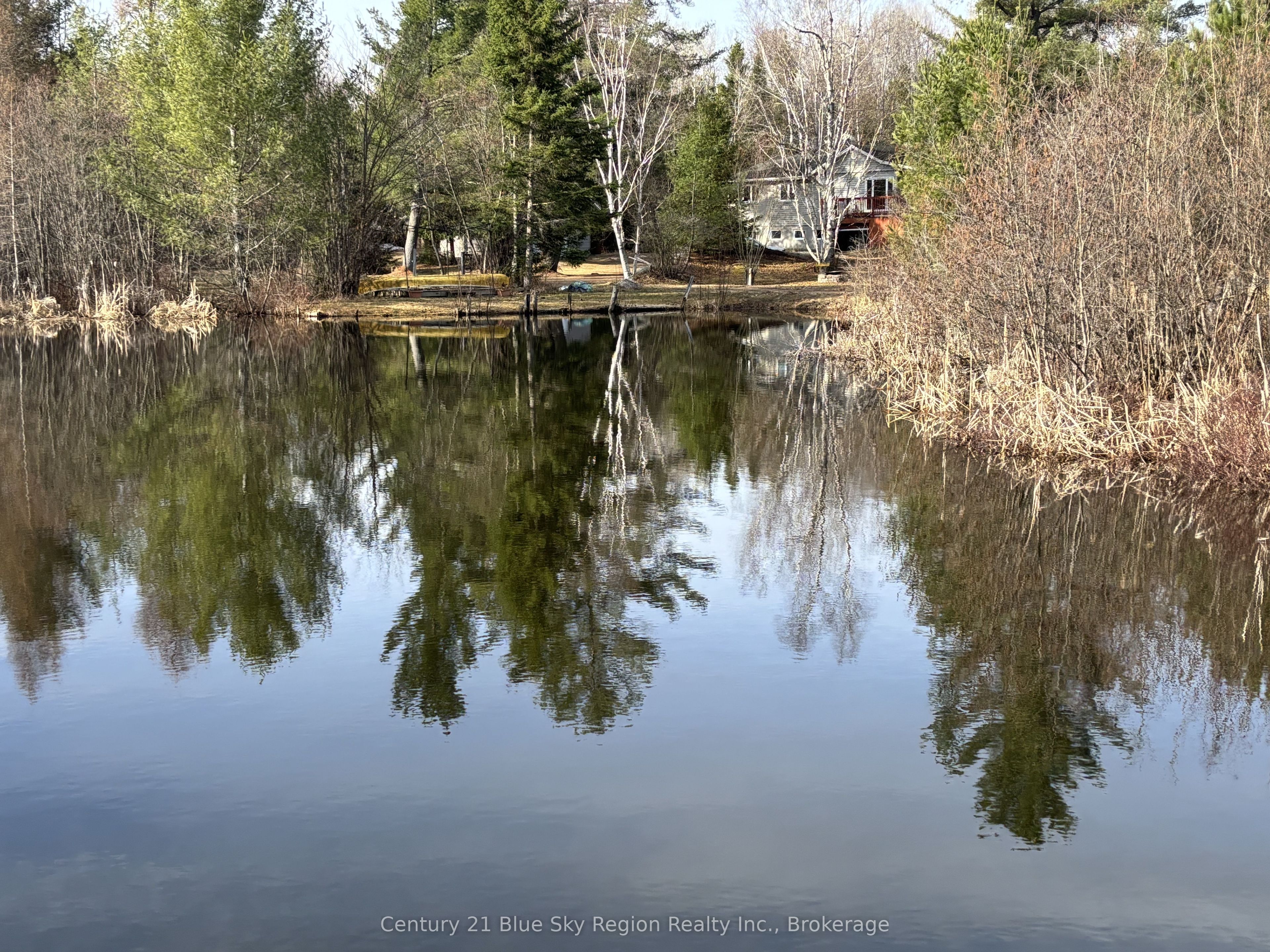 525 Maple Road Property Photo 14