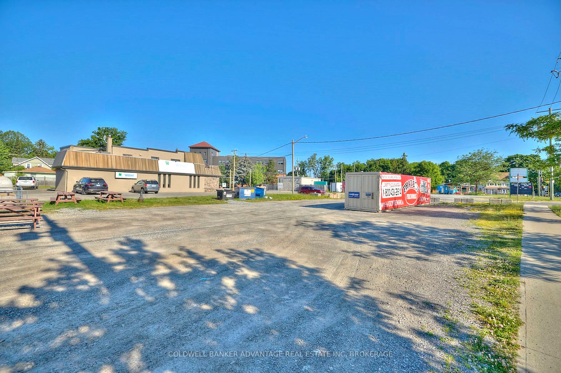 192 Maple Avenue Property Photo 7