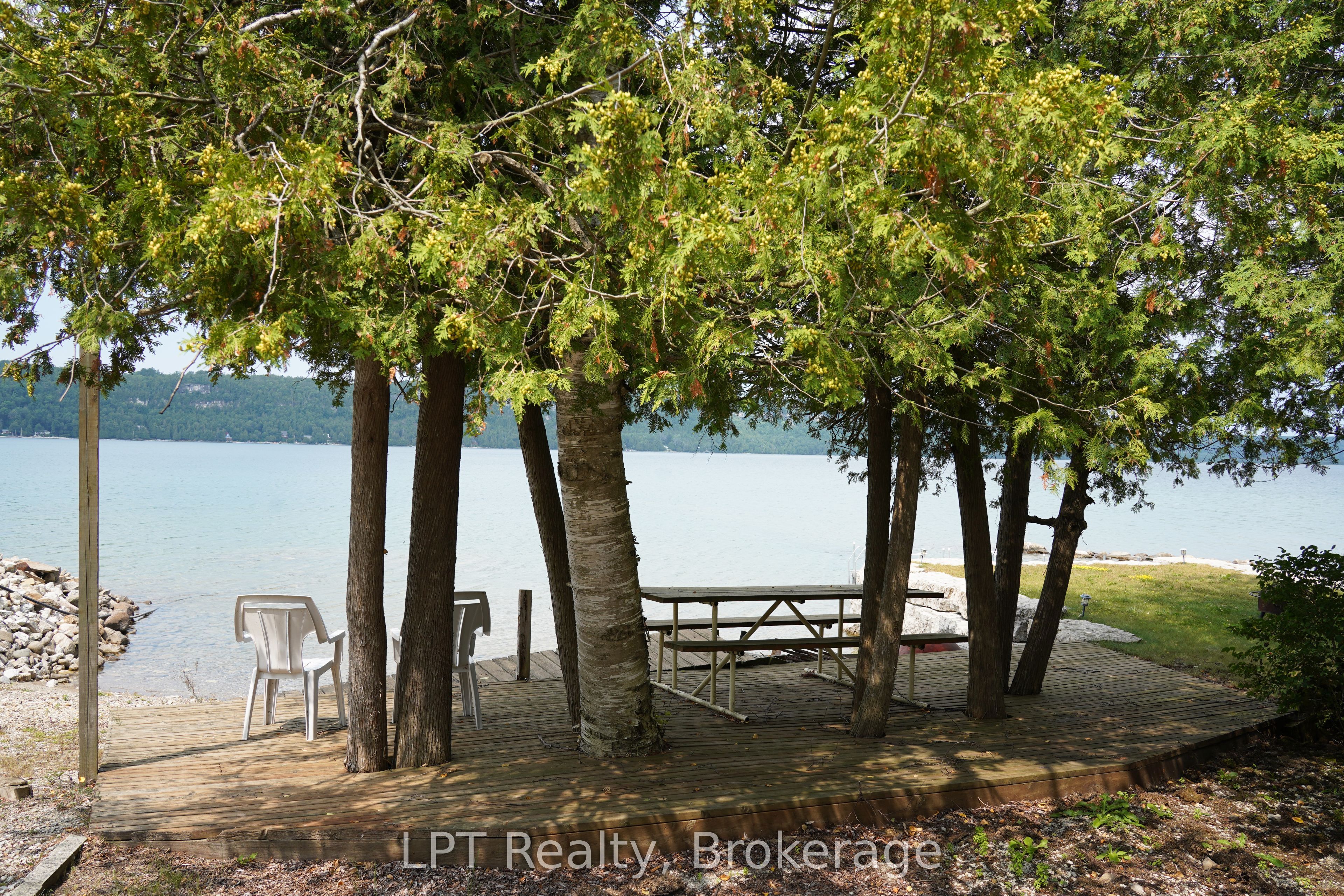 98 Hope Bay Road Property Photo 6