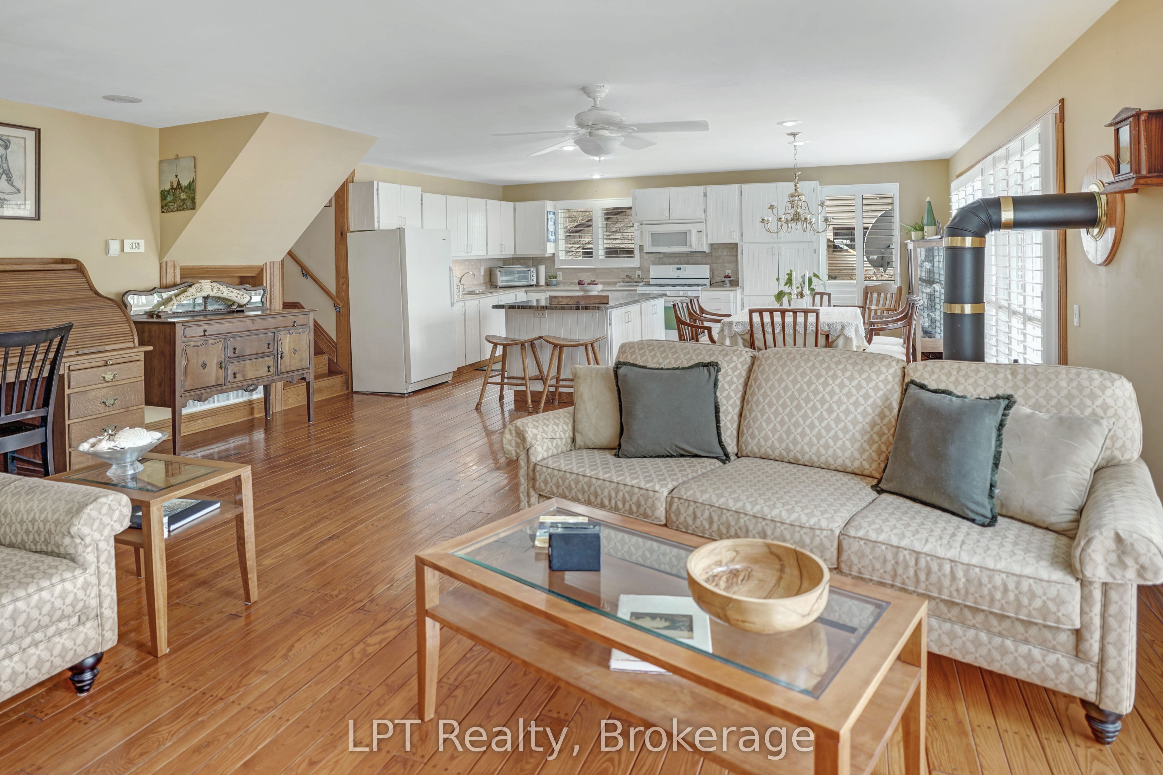 98 Hope Bay Road Property Photo 13