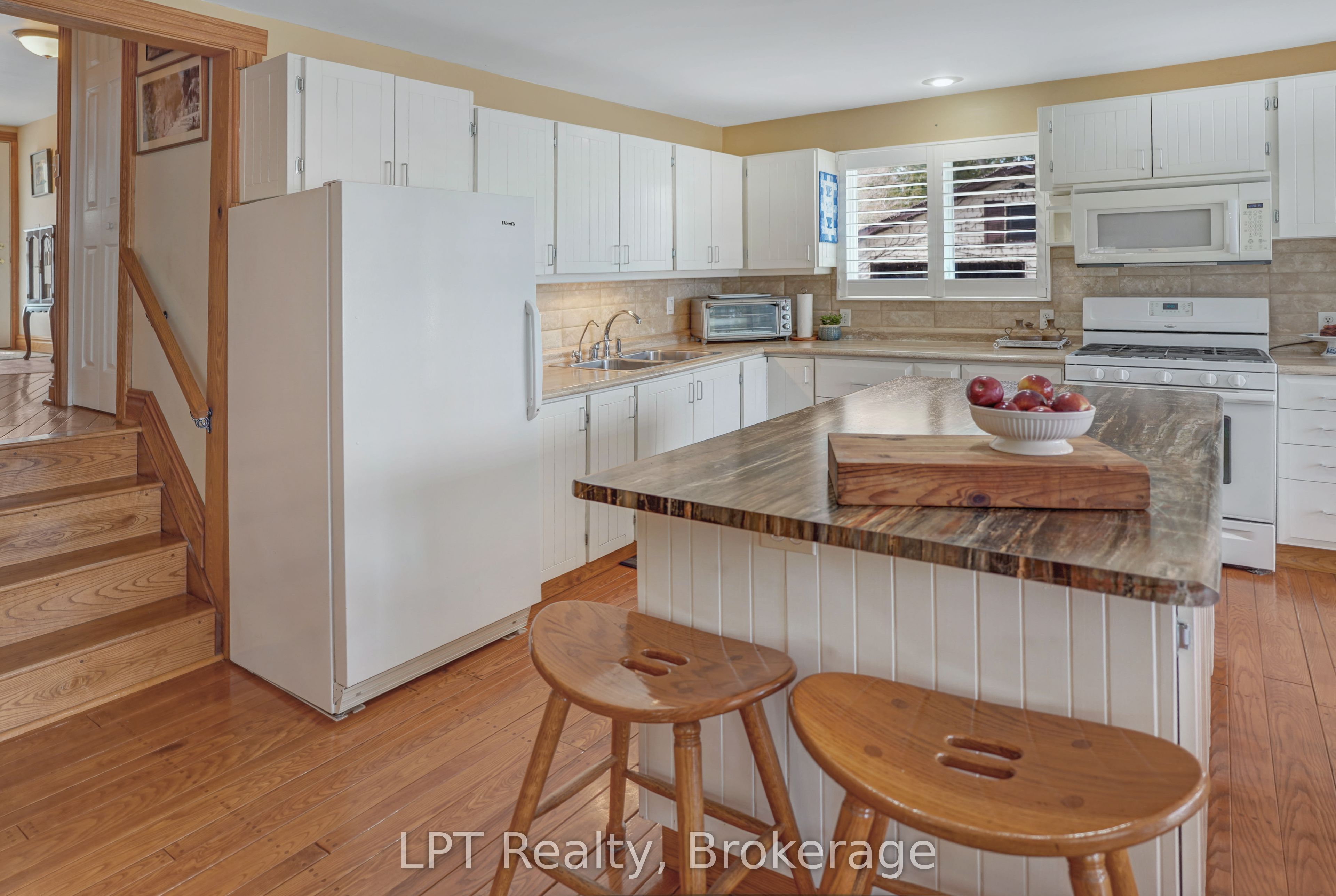 98 Hope Bay Road Property Photo 22