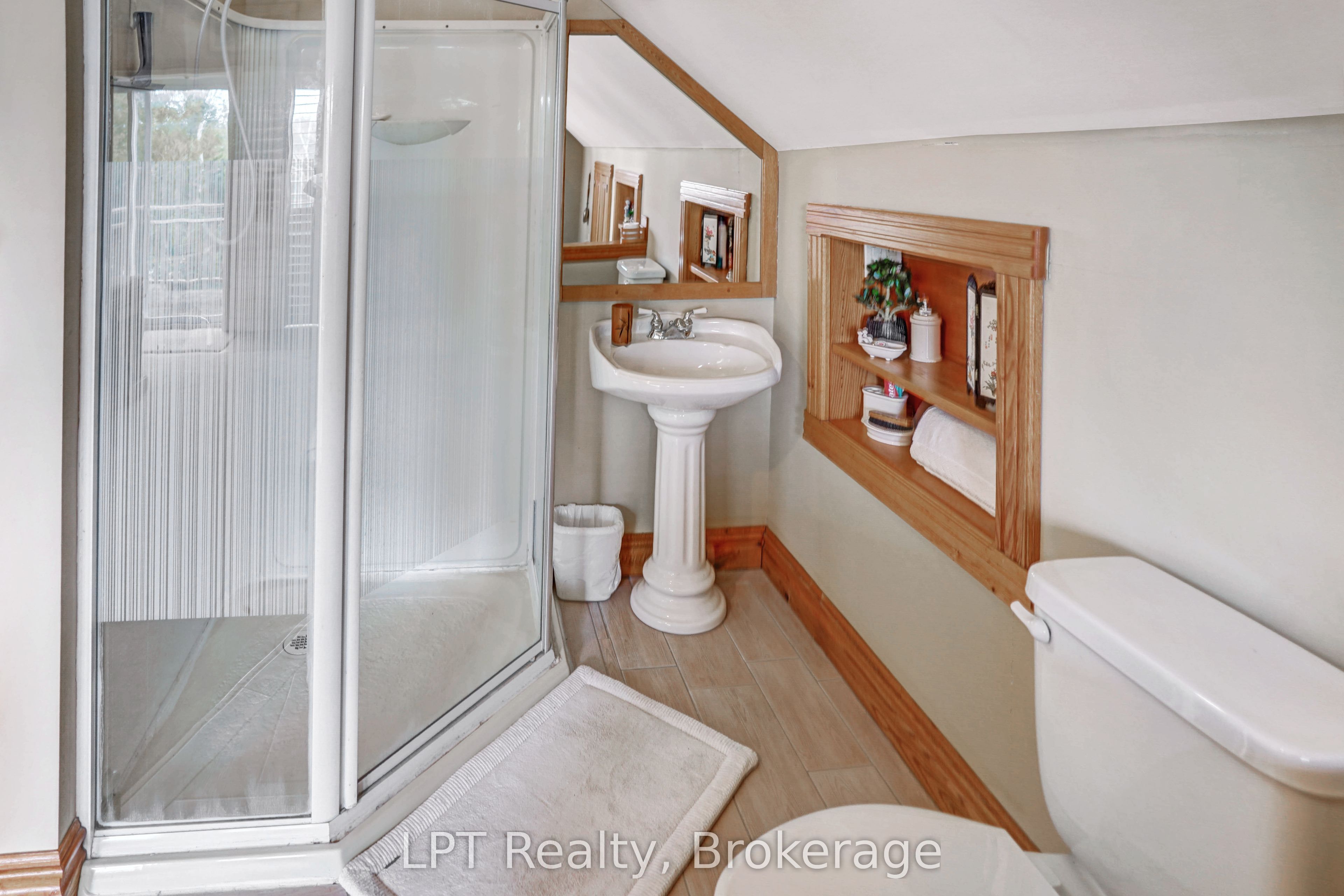 98 Hope Bay Road Property Photo 40