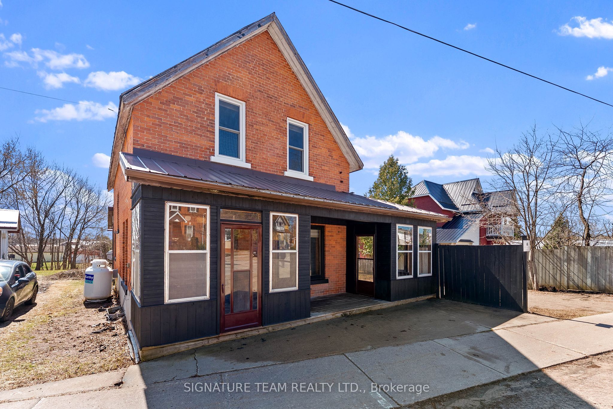 23 Main Street Property Photo 3