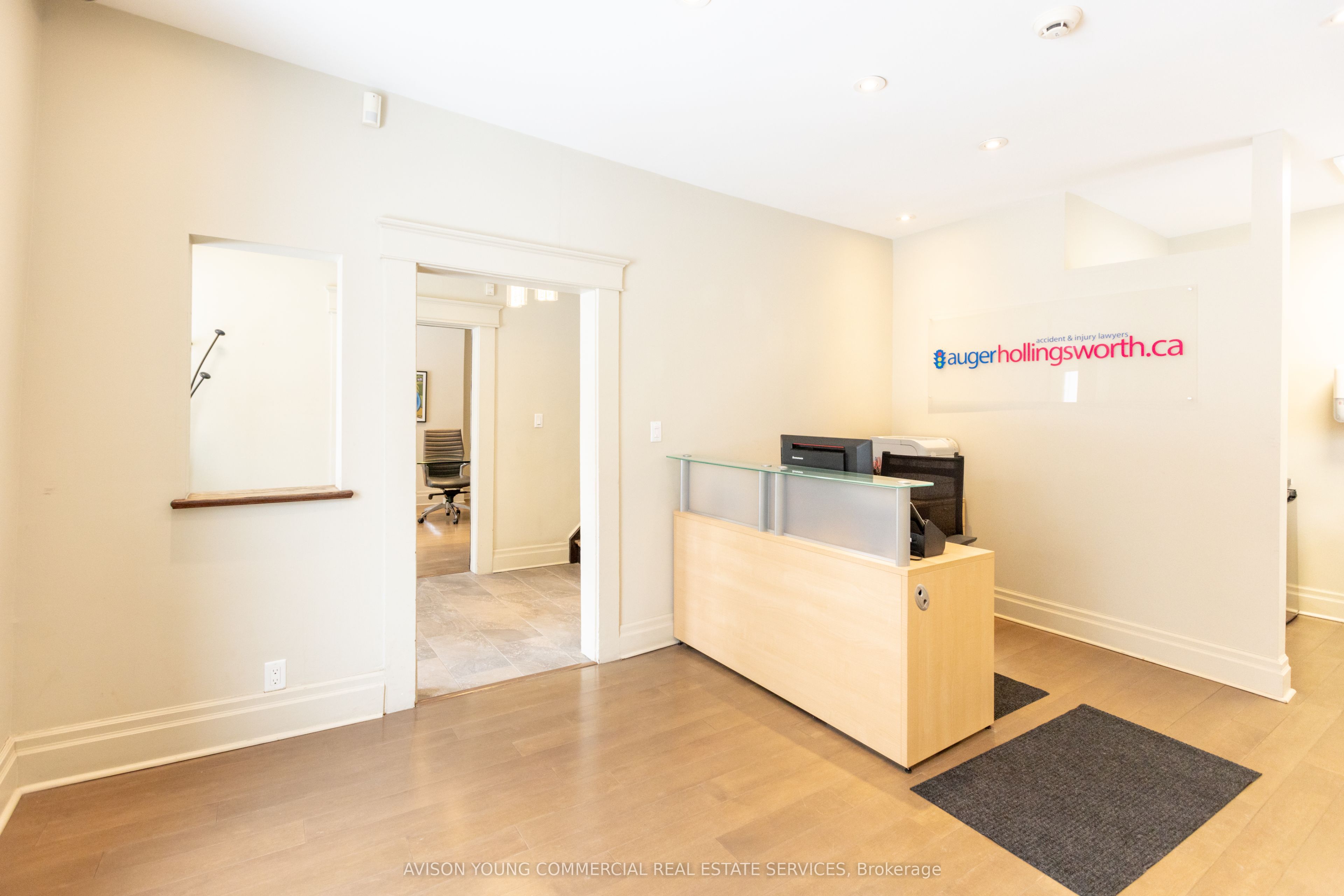 304 O'connor Street Property Photo 4