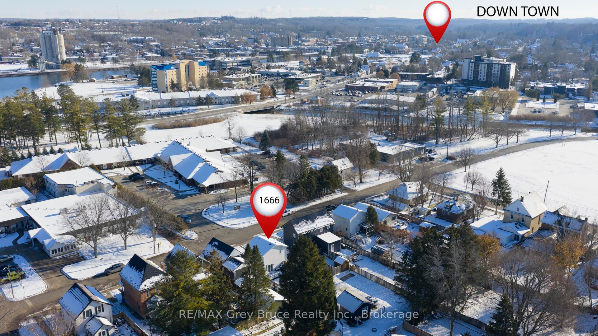 1666 3rd Avenue W Property Photo 4