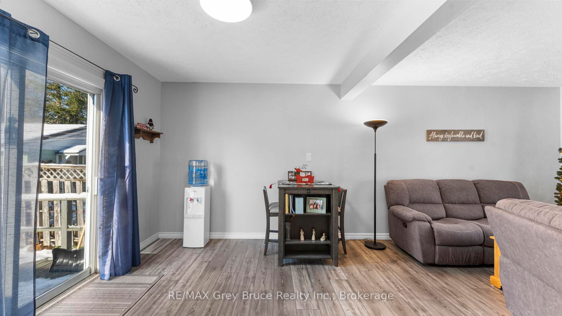 1666 3rd Avenue W Property Photo 7