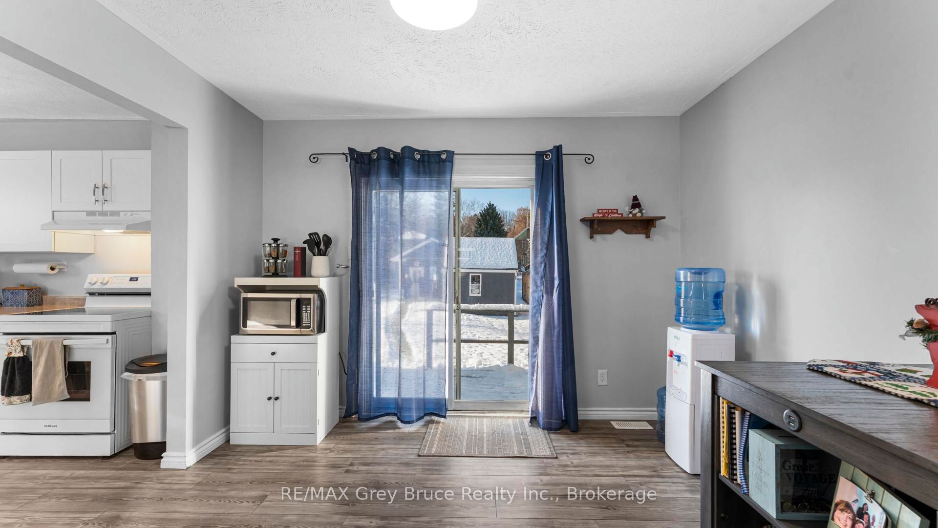 1666 3rd Avenue W Property Photo 11
