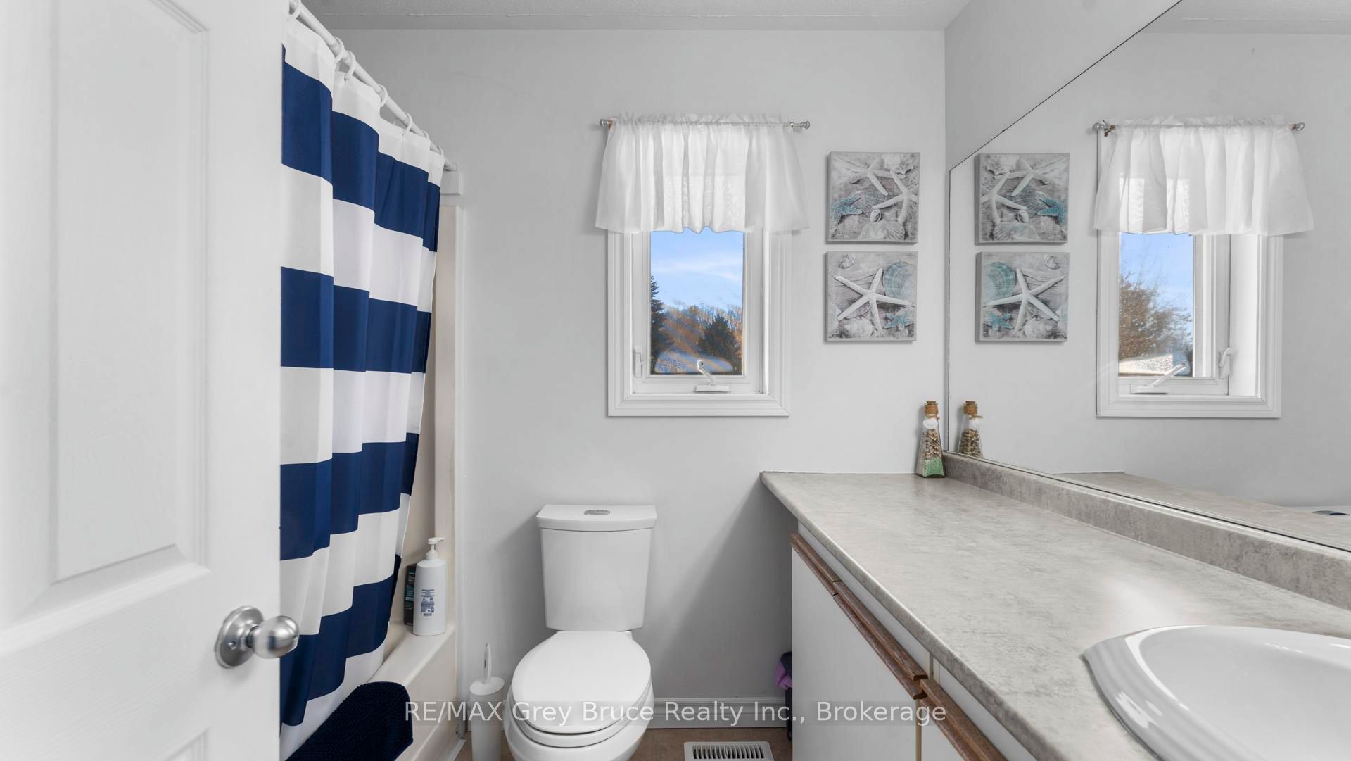 1666 3rd Avenue W Property Photo 19