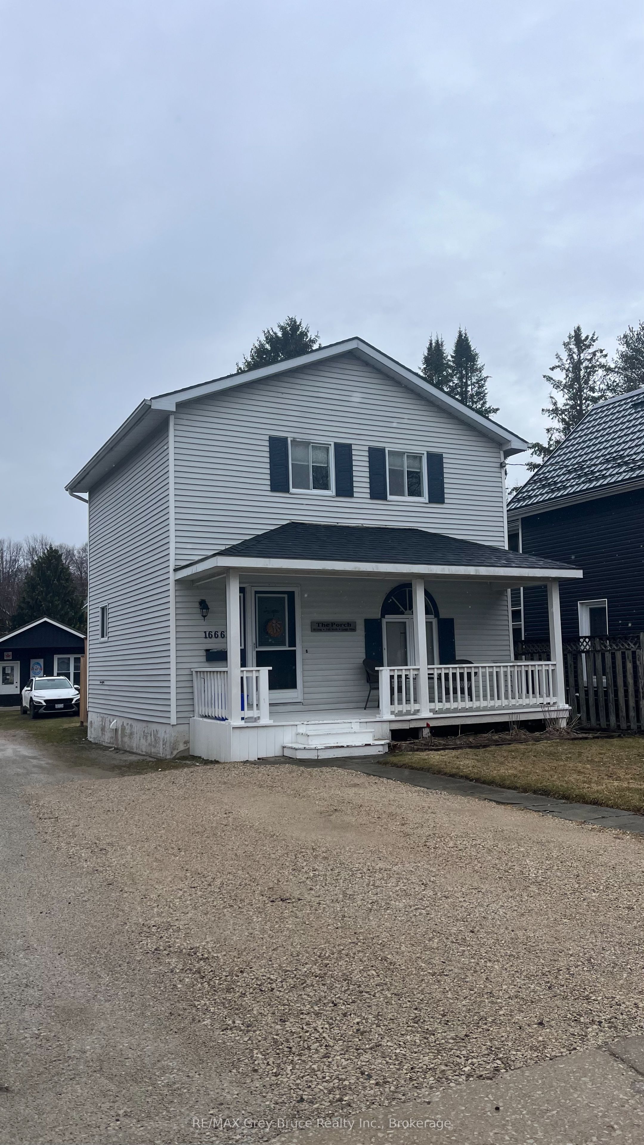 1666 3rd Avenue W Property Photo 37