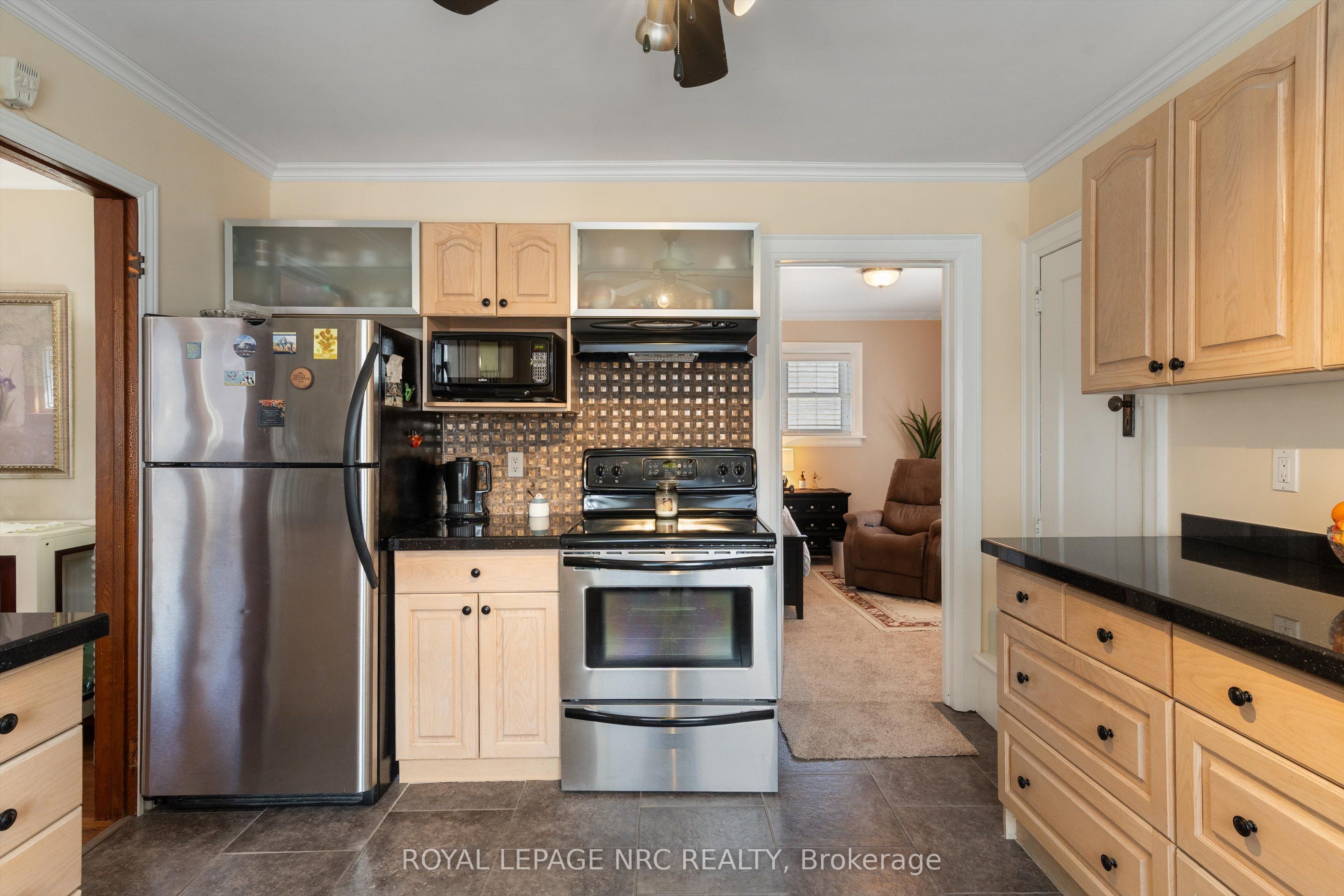 4148 Drummond Road Property Photo 12