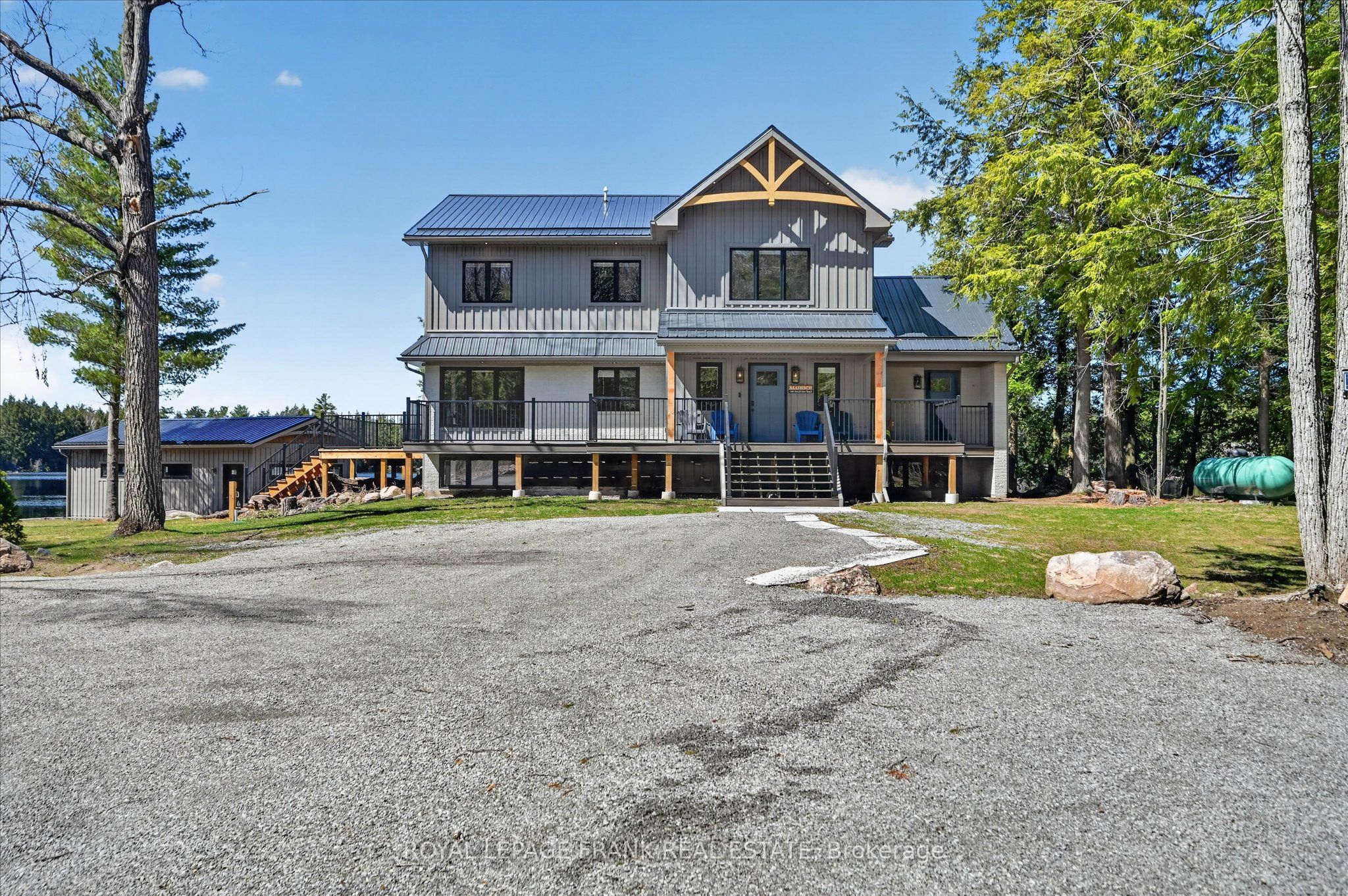1484 Birchview Road Property Photo 8