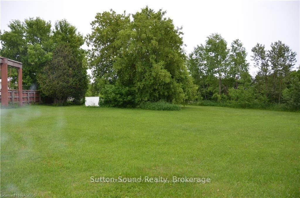 402432 Grey Road 4 Property Photo 4