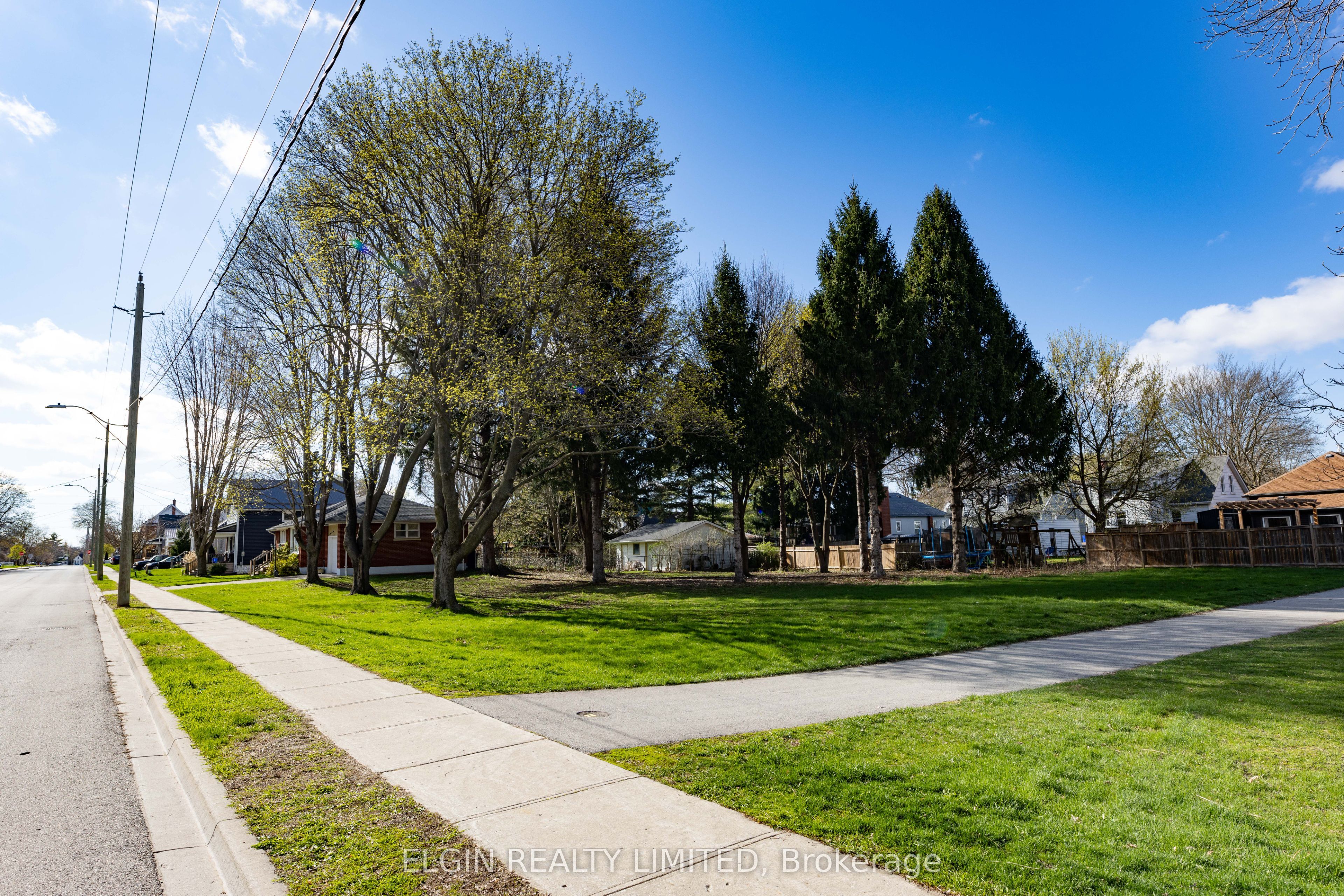 94 Chestnut Street Property Photo 8