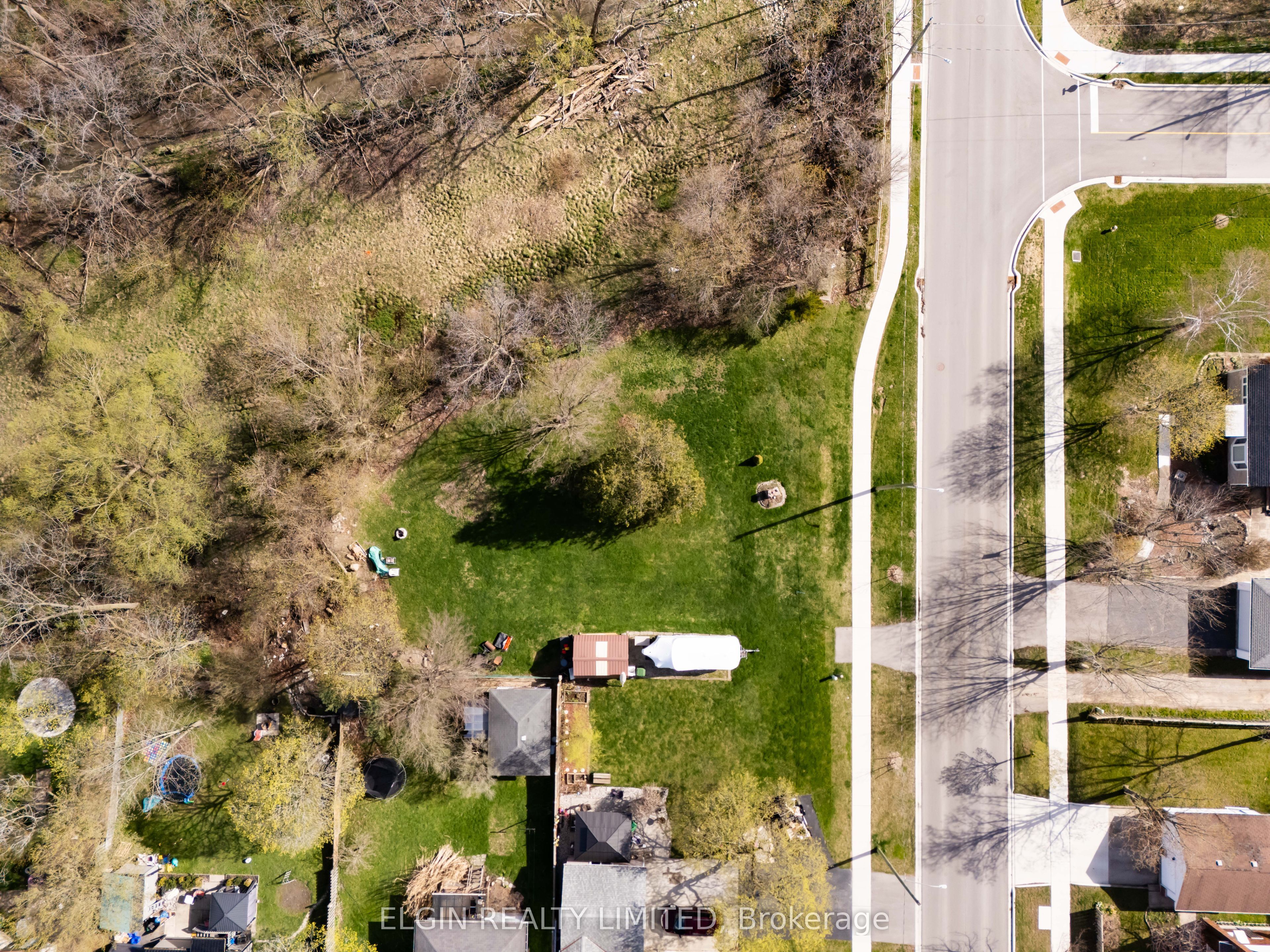 36 Third Avenue Property Photo 7