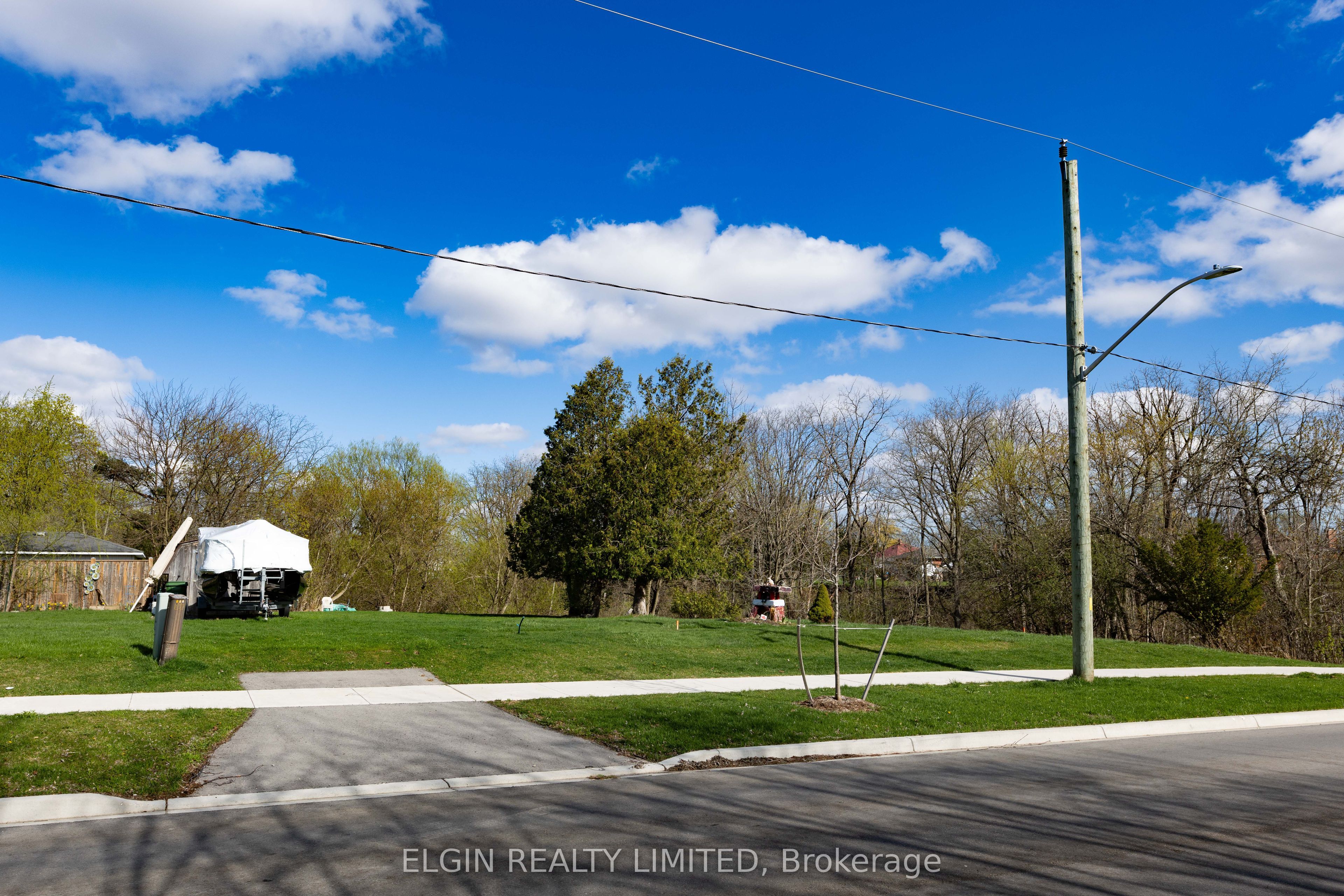 36 Third Avenue Property Photo 15