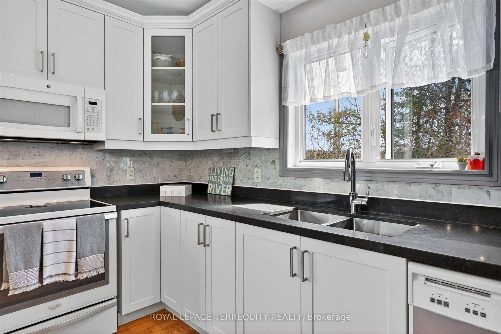 6787 County Road 50 Property Photo 10