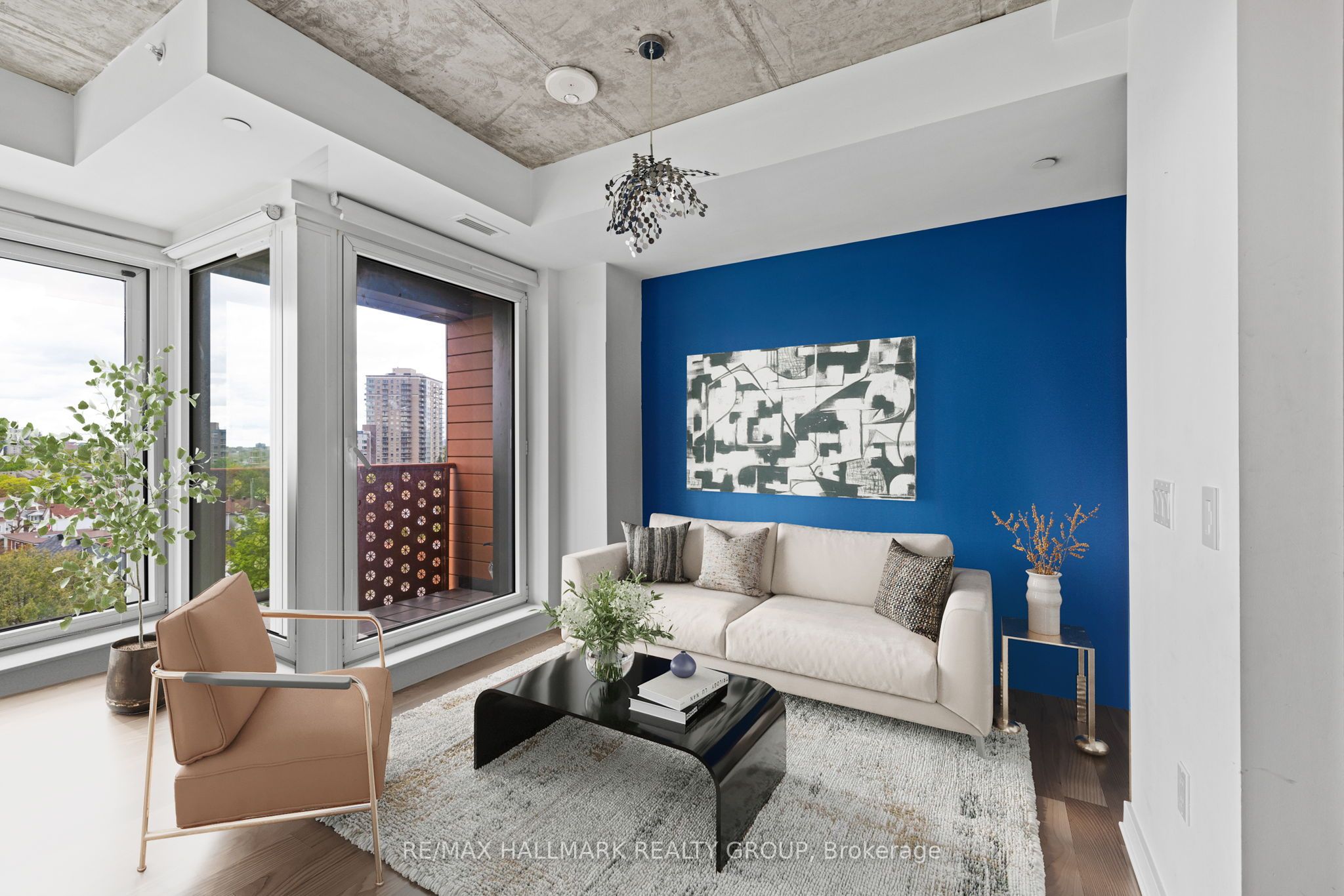 135 Barrette Street 607 Property Photo 6
