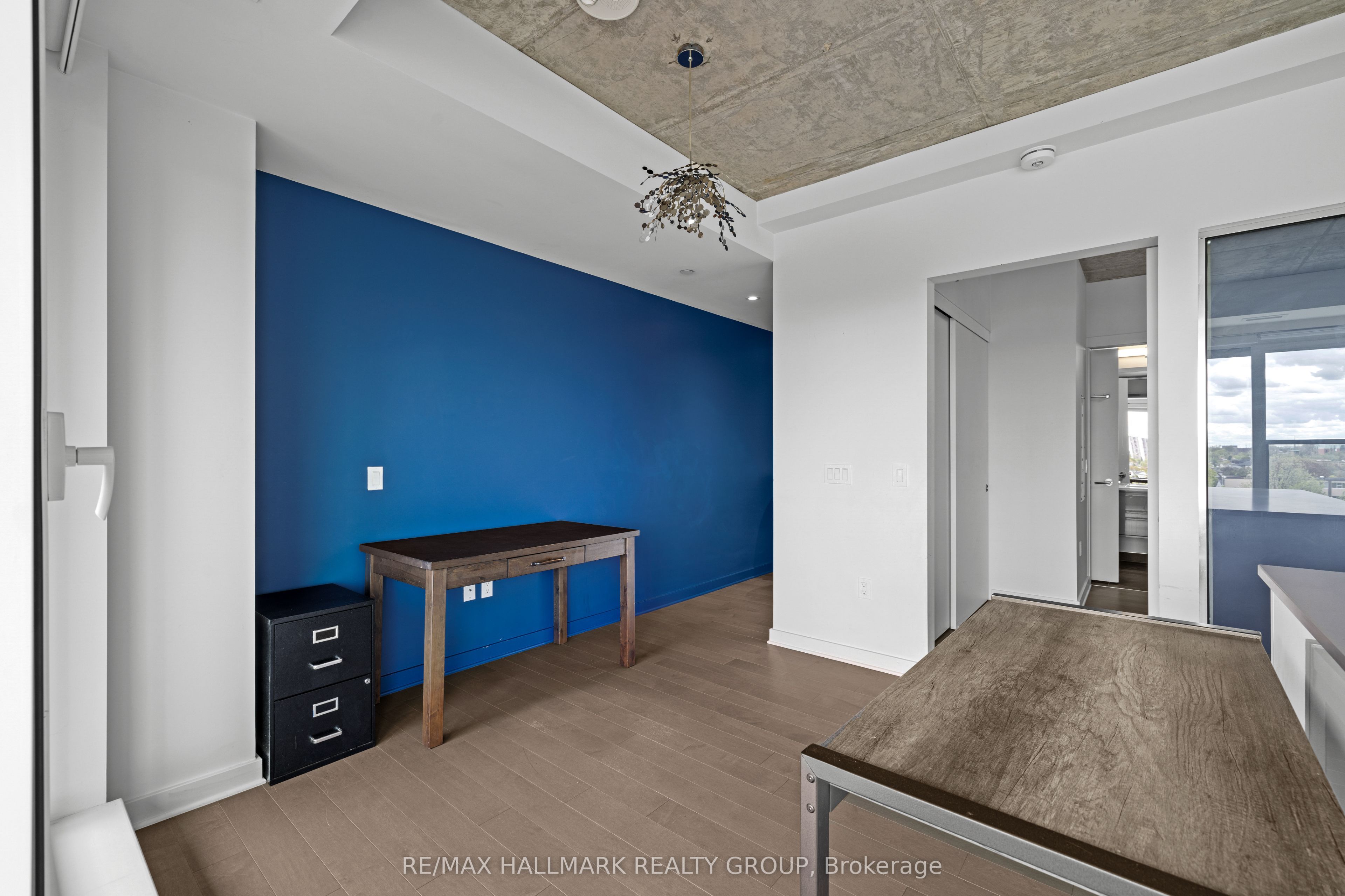 135 Barrette Street 607 Property Photo 10
