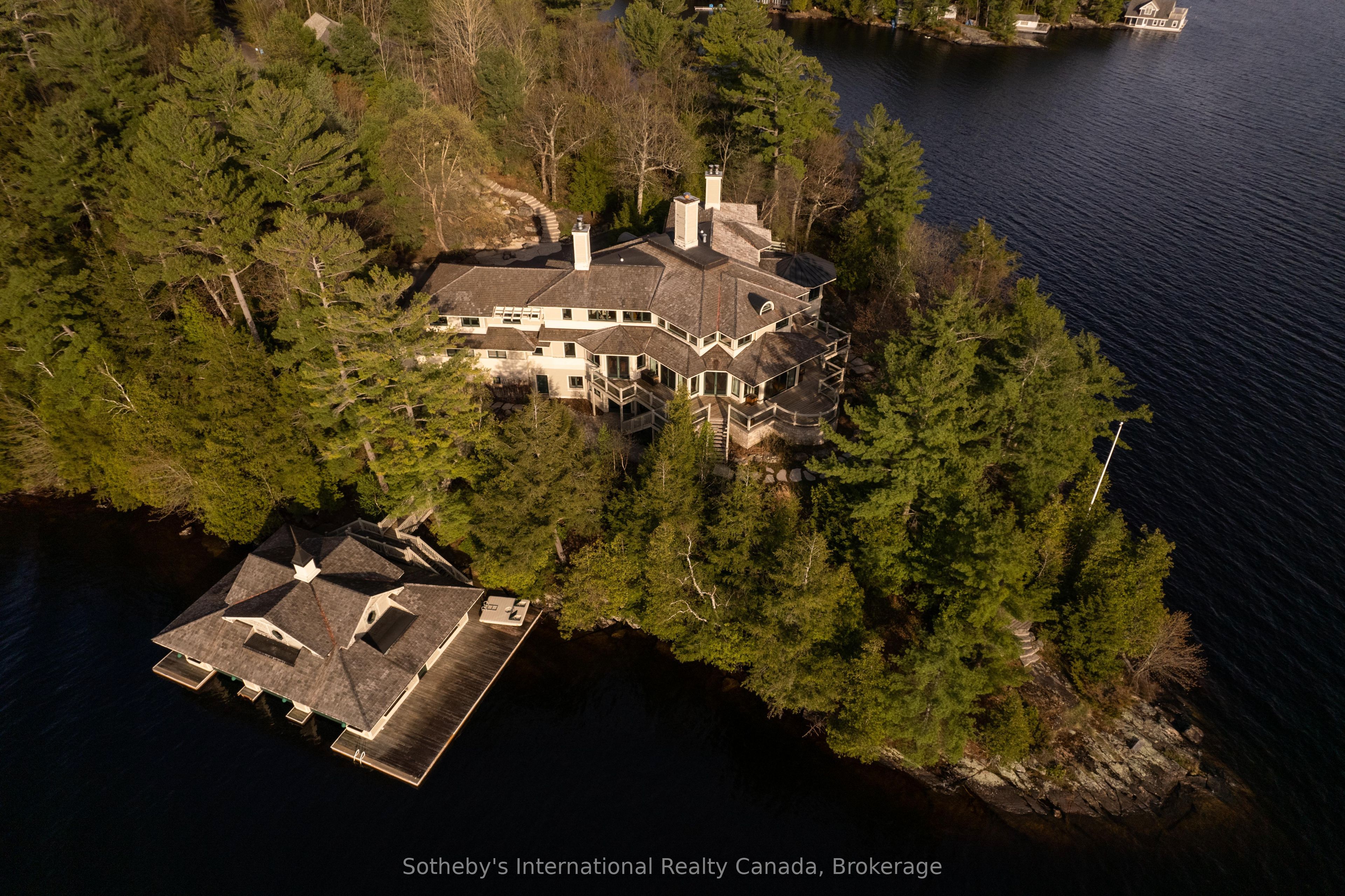 1250 Waldmere Road Point Cottage Property Photo 8