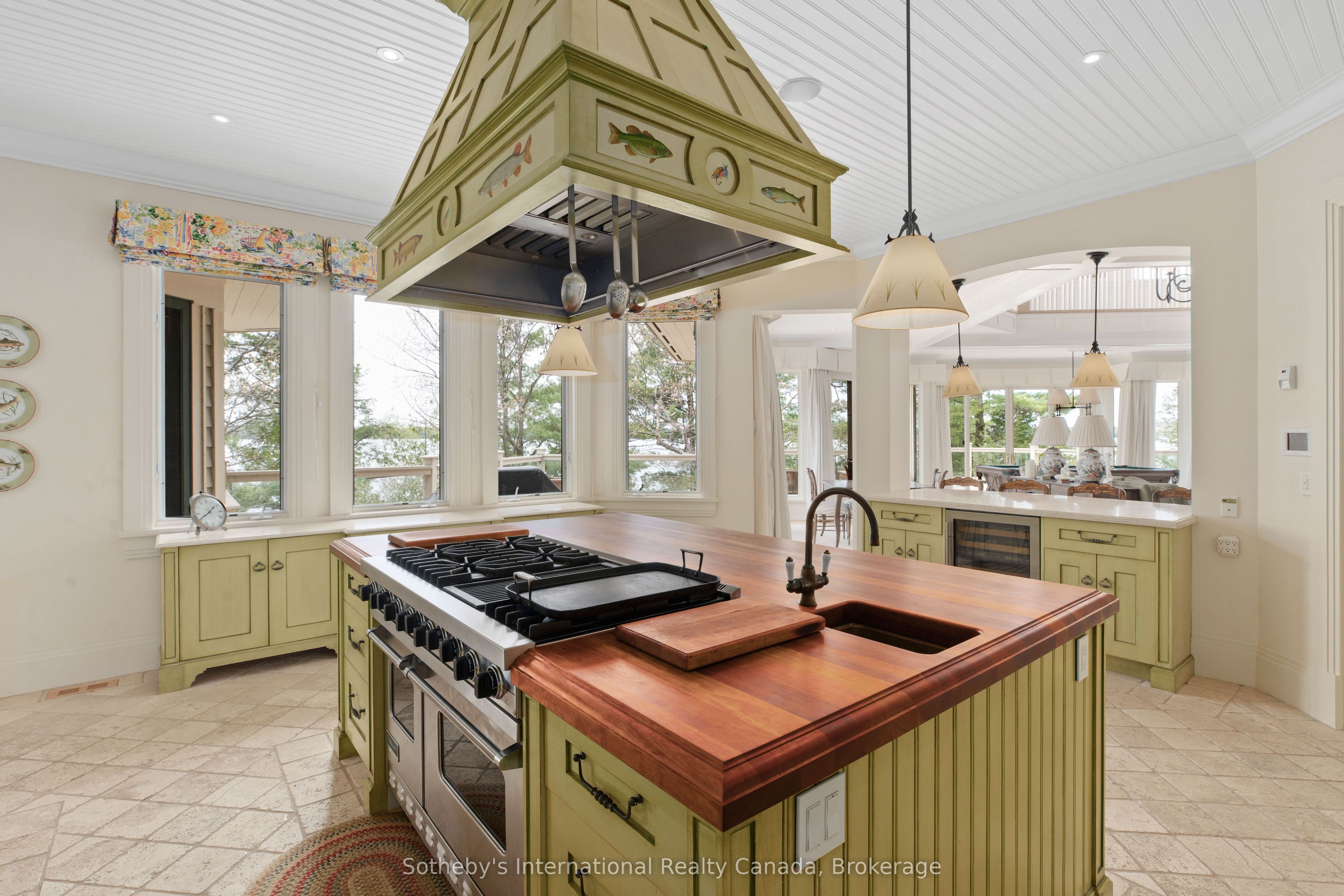 1250 Waldmere Road Point Cottage Property Photo 13