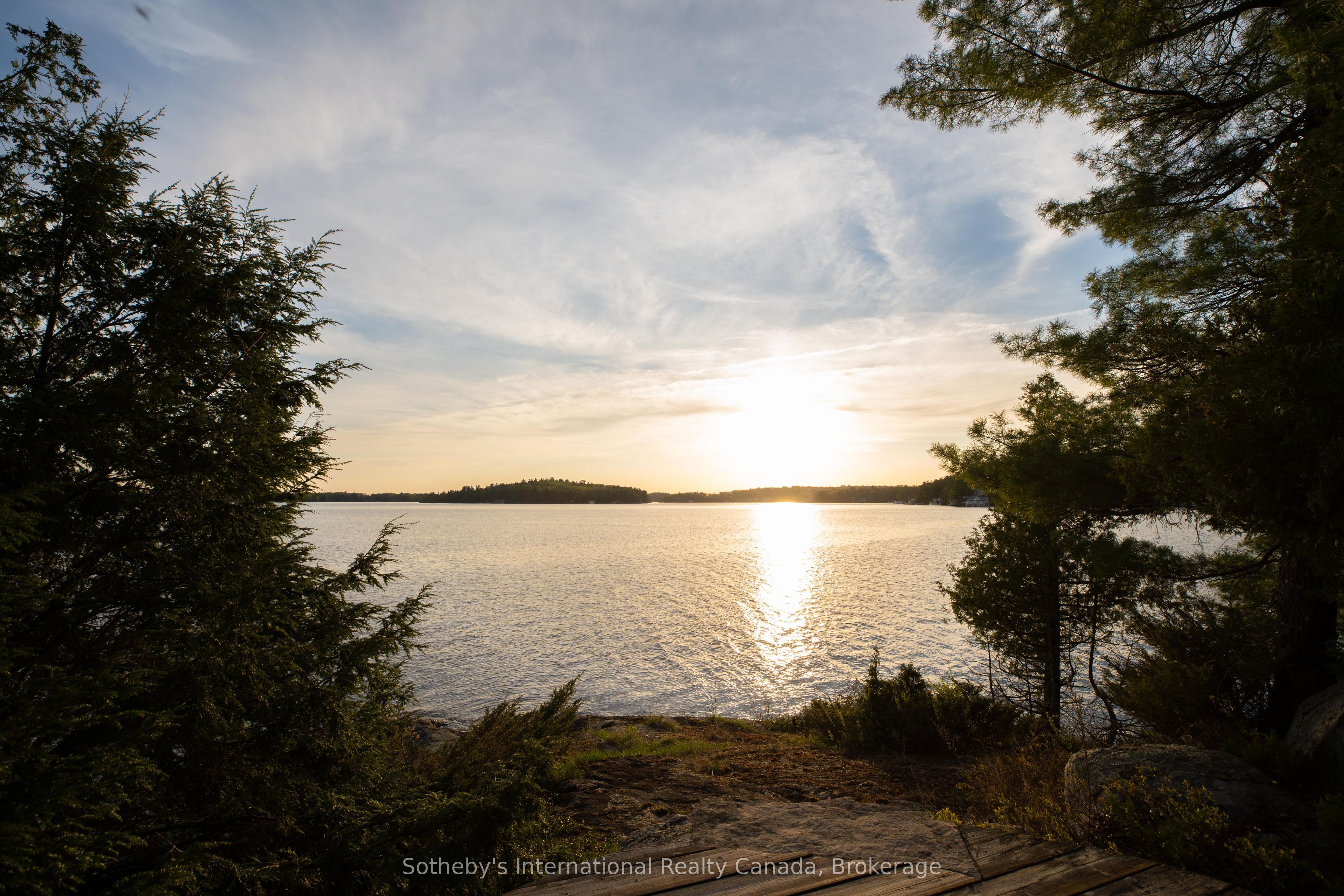 1250 Waldmere Road Point Cottage Property Photo 42