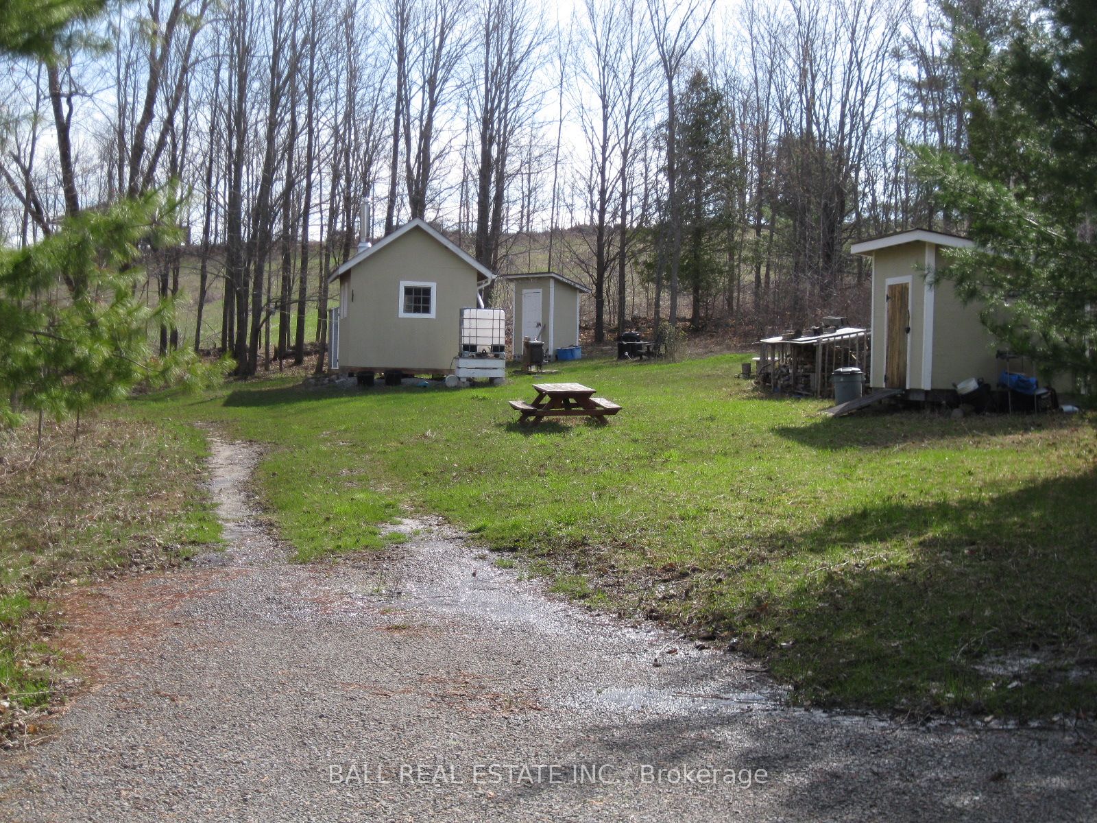 81 Silver Heights Drive Property Photo 3