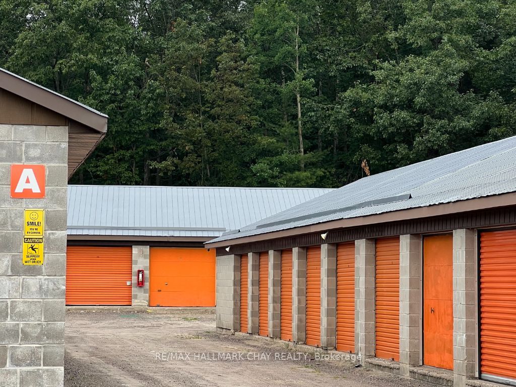 1711 Winhara Road Property Photo 4