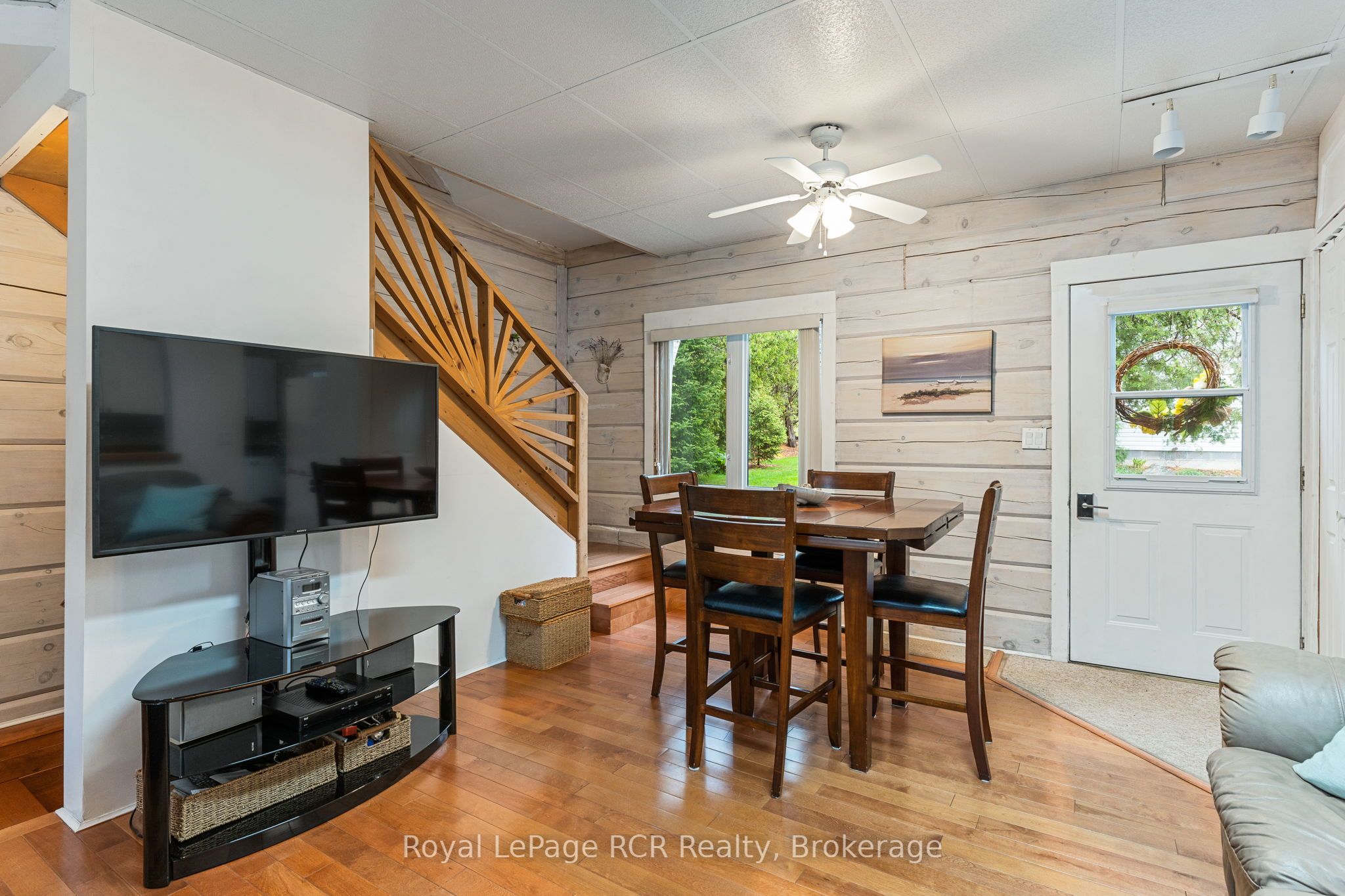 183 Lakeshore Road Property Photo 4