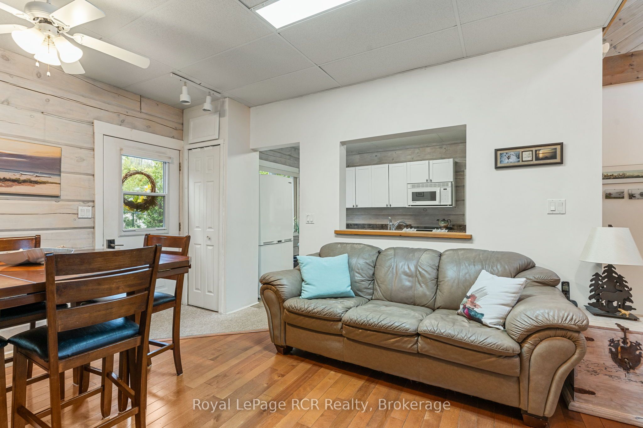 183 Lakeshore Road Property Photo 5