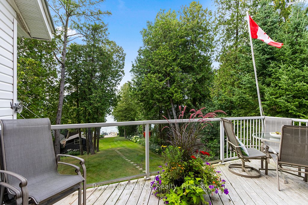 183 Lakeshore Road Property Photo 14