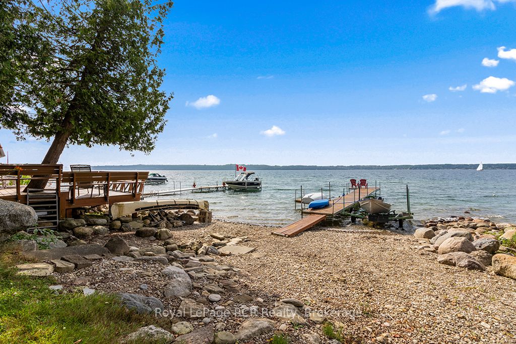 183 Lakeshore Road Property Photo 25
