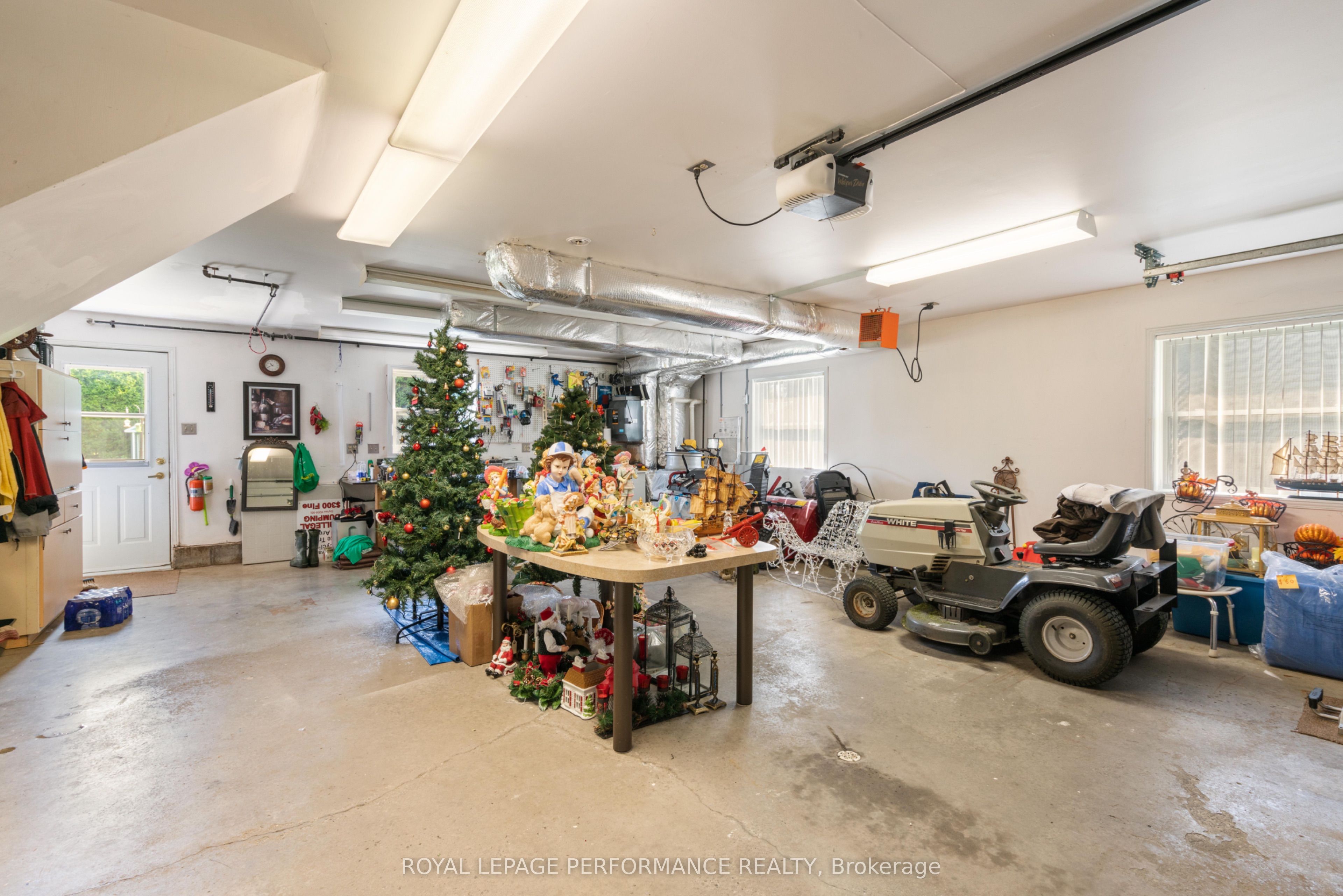 6123 Macbain Street Property Photo 23