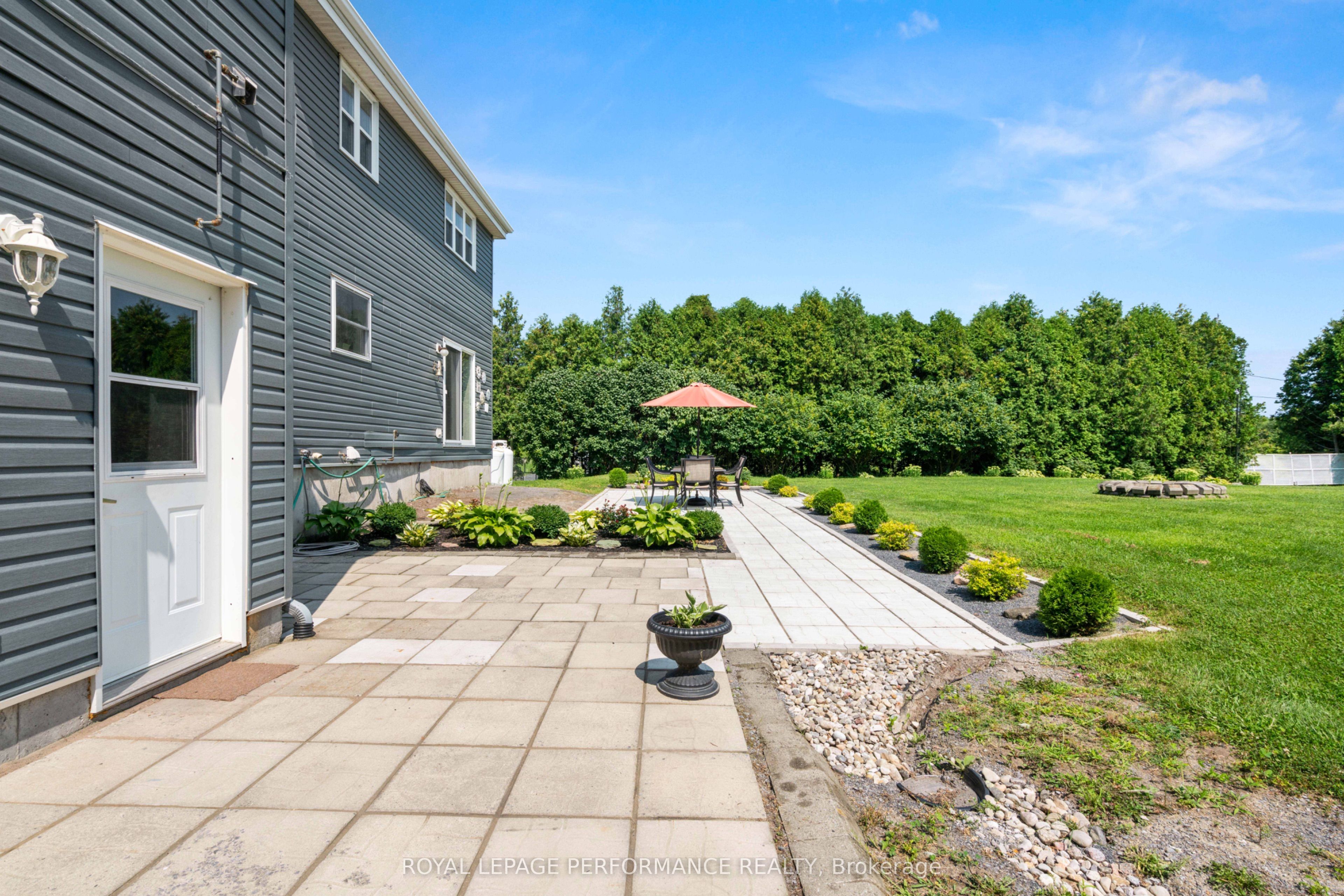 6123 Macbain Street Property Photo 26