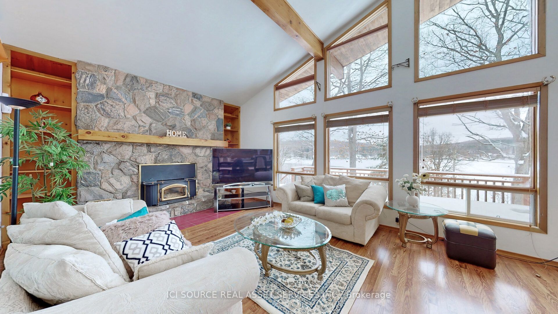 933 Ferguson Road Property Photo 6
