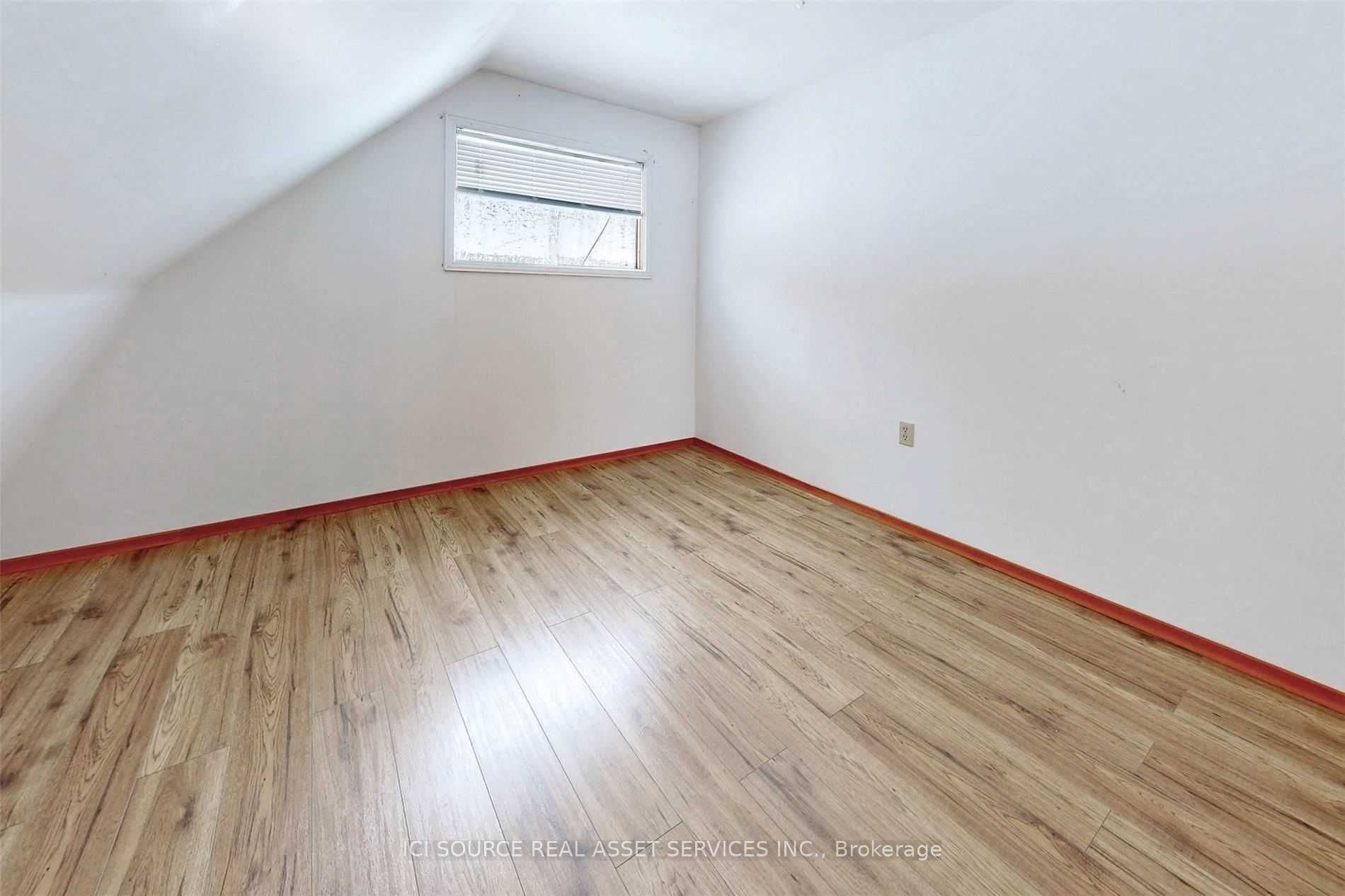 933 Ferguson Road Property Photo 28