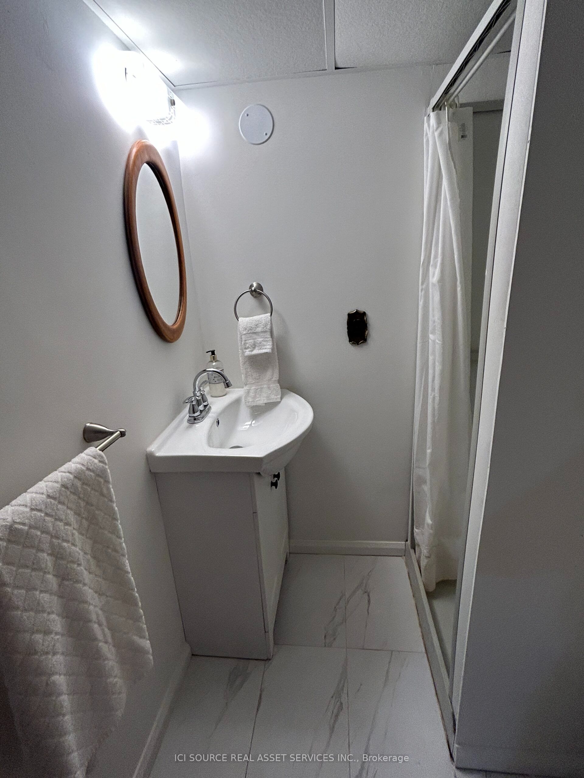 933 Ferguson Road Property Photo 34